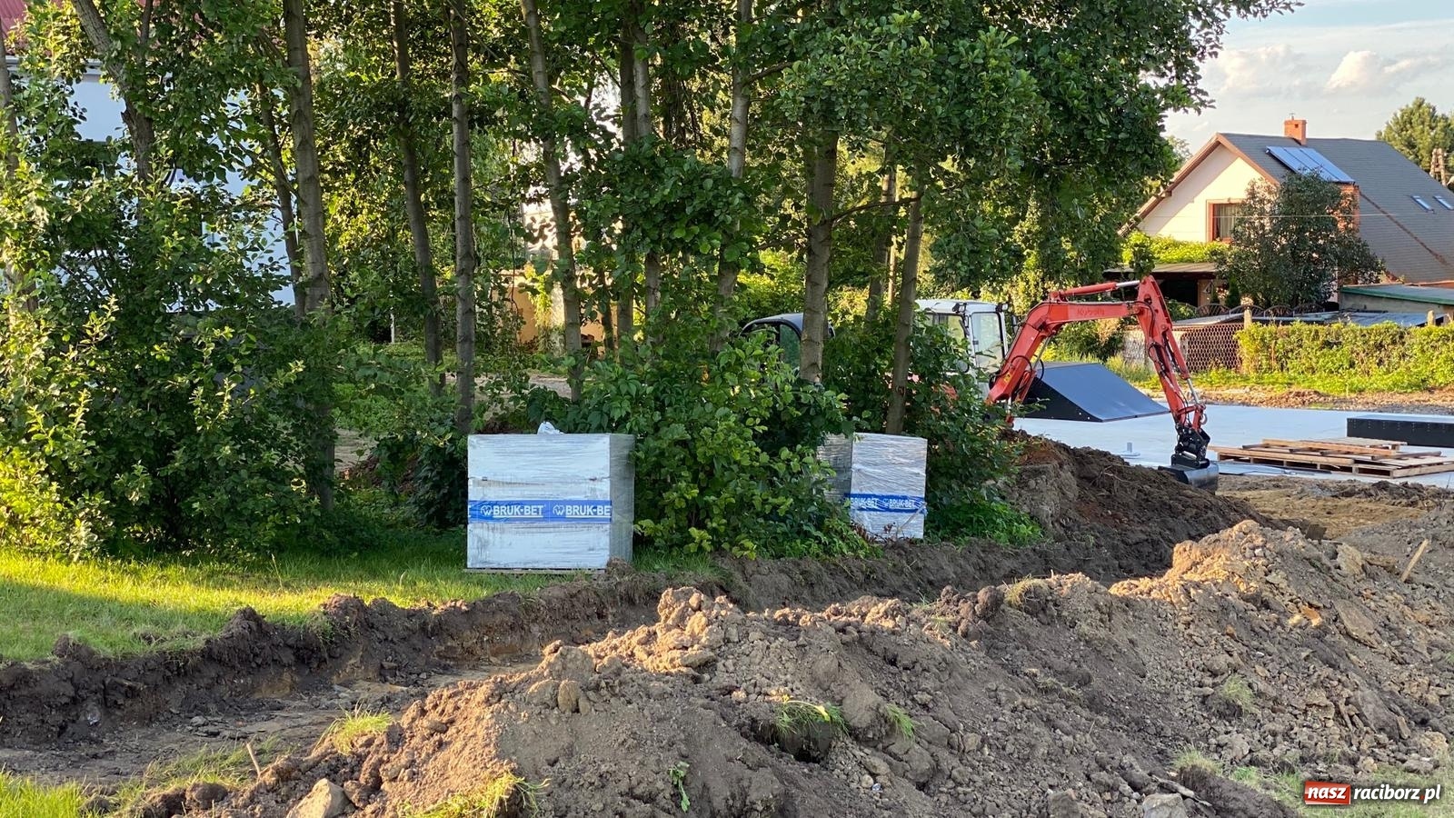 Zdjęcie w galerii na portalu naszraciborz.pl: W Krzanowicach powstaje skatepark i pumptrack [FOTO] wiadomości z regionu