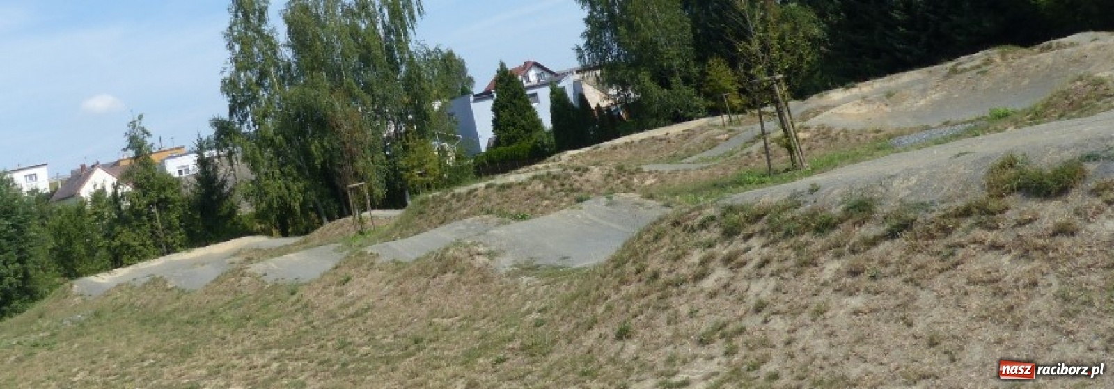 Zdjęcie w galerii na portalu naszraciborz.pl: W Krzanowicach powstaje skatepark i pumptrack [FOTO] wiadomości z regionu