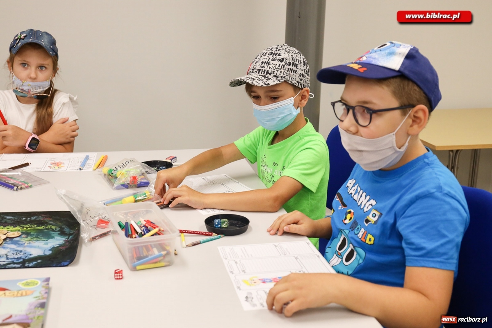 Zdjęcie w galerii na portalu naszraciborz.pl: W raciborskiej bibliotece wszystko gra! wiadomości z regionu