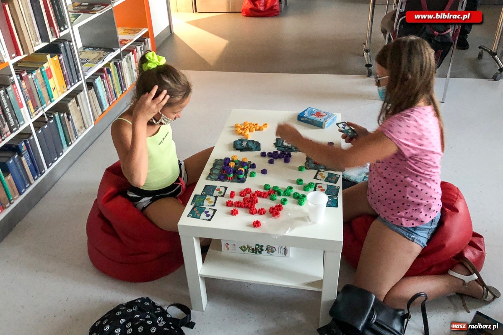 Zdjęcie w galerii na portalu naszraciborz.pl: W raciborskiej bibliotece wszystko gra! wiadomości z regionu