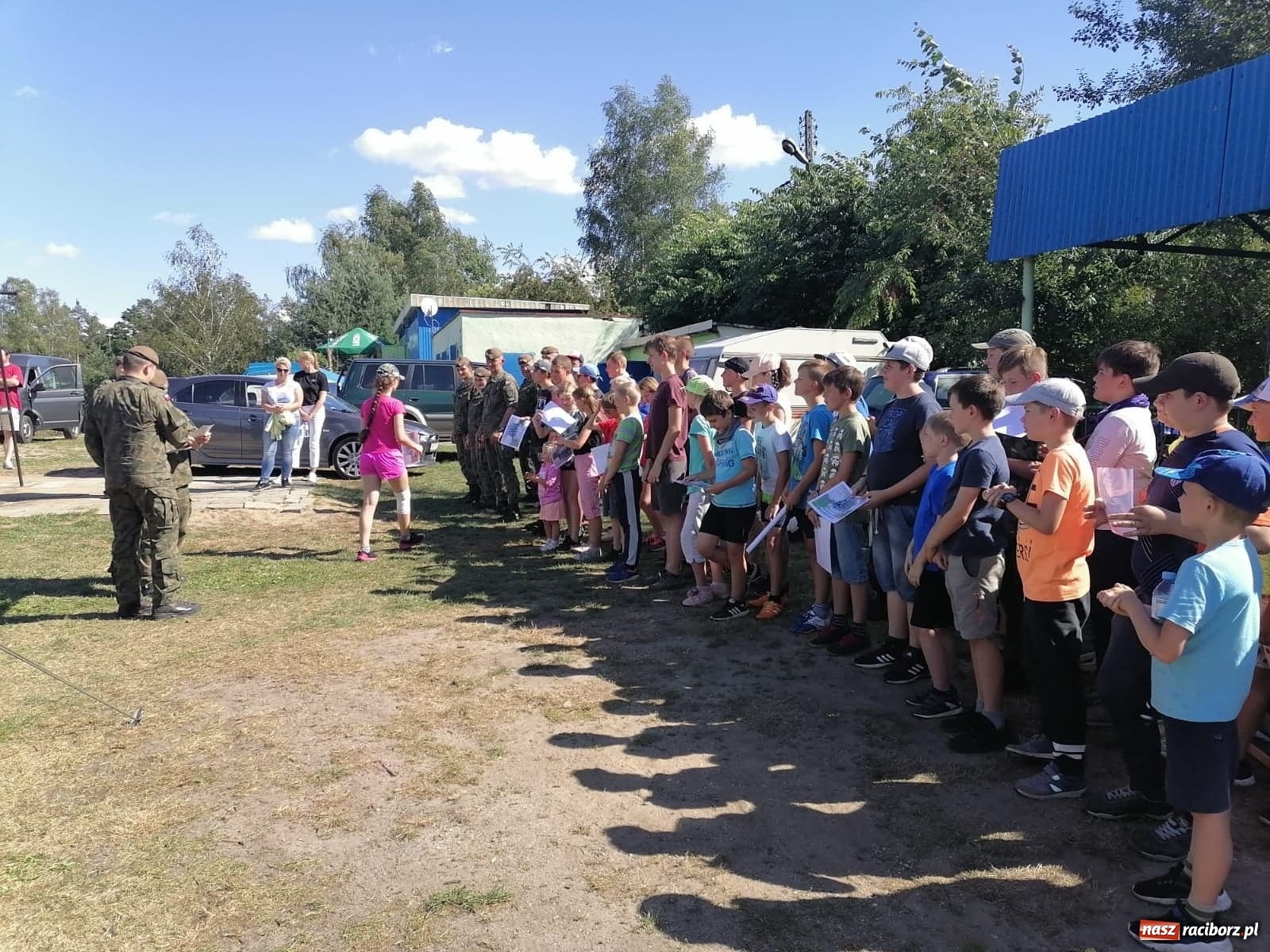 Zdjęcie w galerii na portalu naszraciborz.pl: Obóz wojskowy dla dzieci i młodzieży w Kuźni Raciborskiej [FOTO] wiadomości z regionu