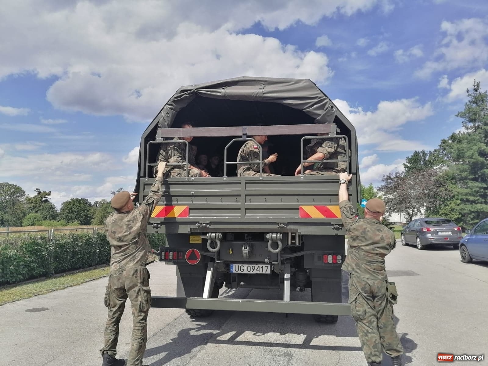 Zdjęcie w galerii na portalu naszraciborz.pl: Obóz wojskowy dla dzieci i młodzieży w Kuźni Raciborskiej [FOTO] wiadomości z regionu