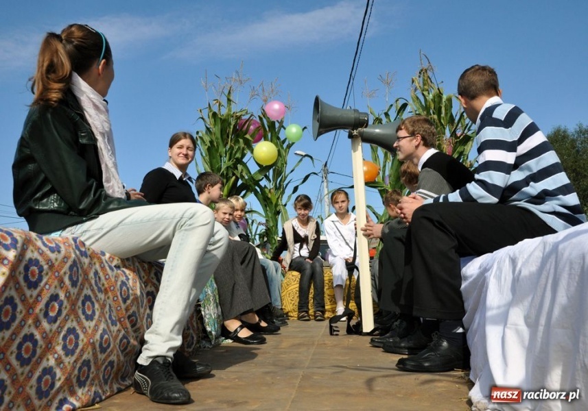 Zdjęcie w galerii na portalu naszraciborz.pl: Dożynki na długim dystansie wiadomości z regionu