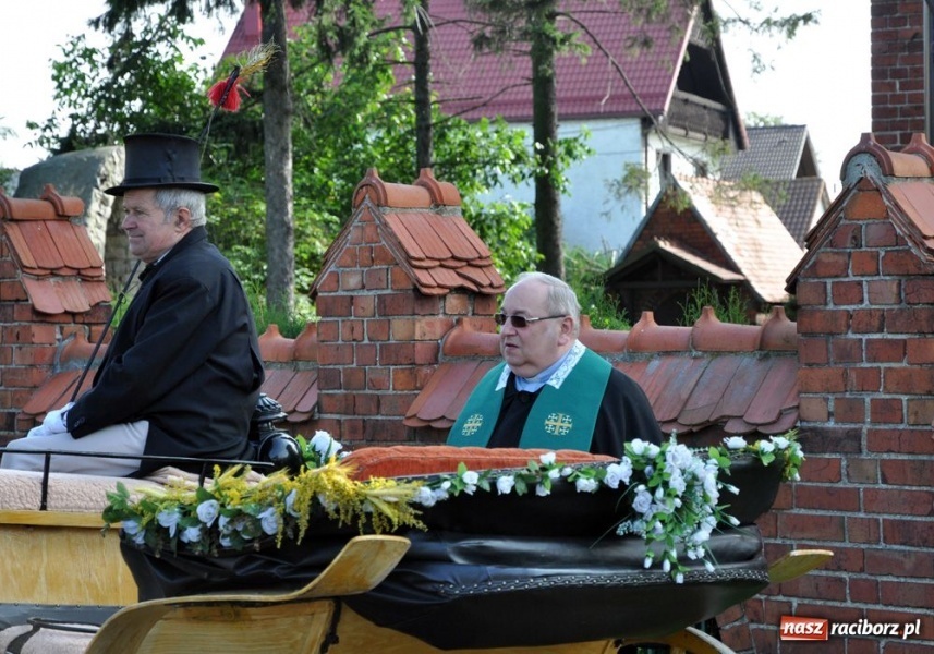 Zdjęcie w galerii na portalu naszraciborz.pl: Dożynki na długim dystansie wiadomości z regionu