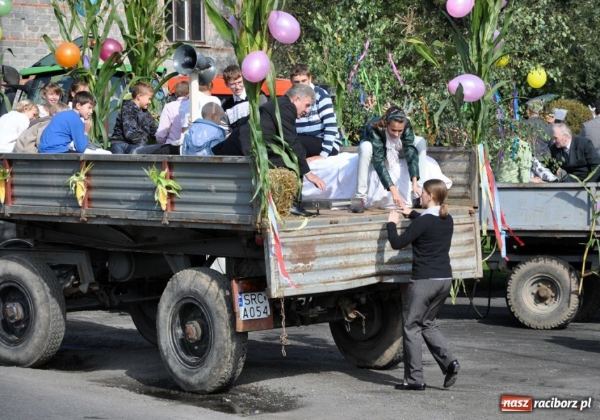 Zdjęcie w galerii na portalu naszraciborz.pl: Dożynki na długim dystansie wiadomości z regionu