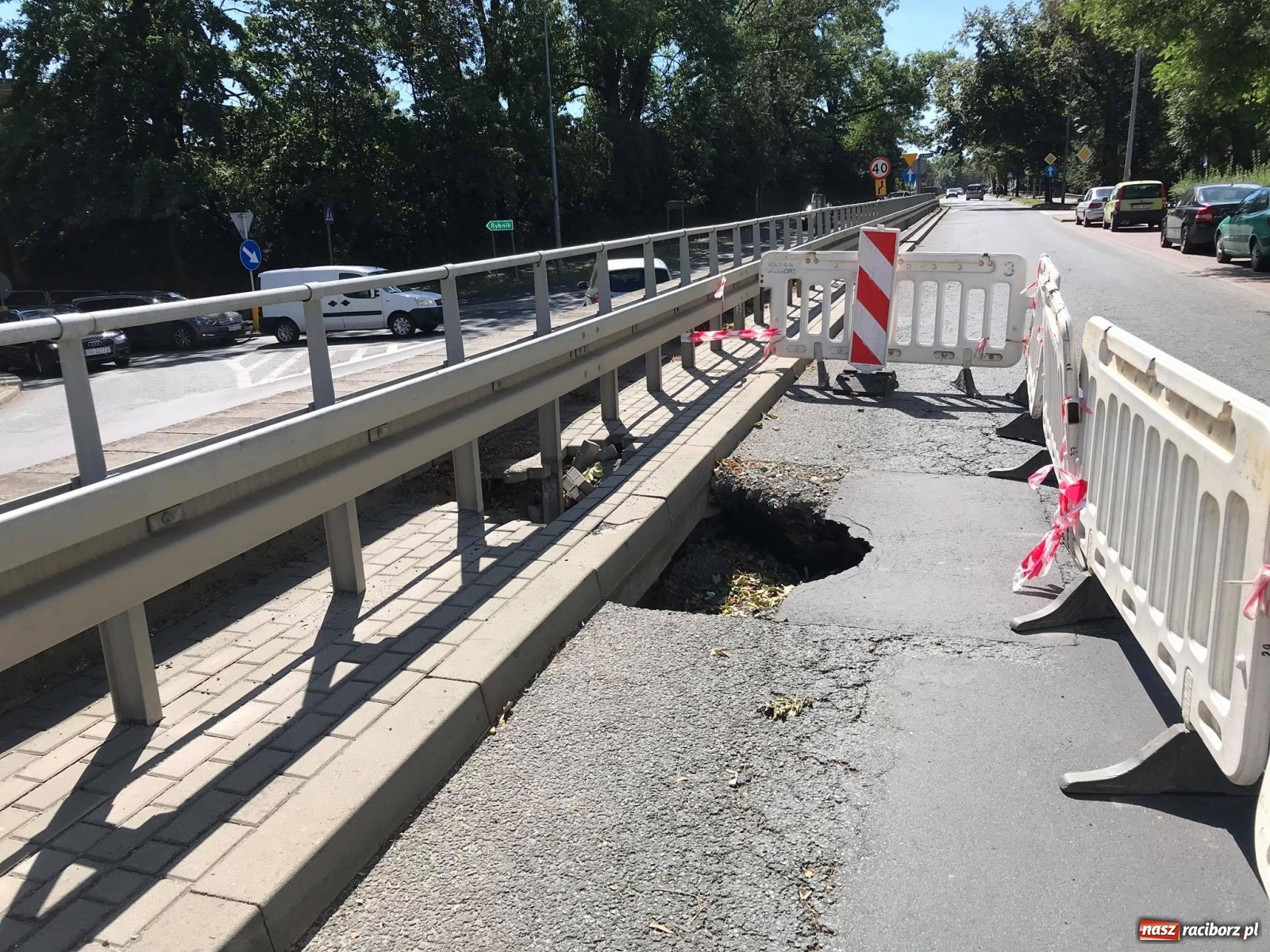 Zdjęcie w galerii na portalu naszraciborz.pl: Od poniedziałku zamkną ul. Kolejową [PLANY OBJAZDÓW] wiadomości z regionu