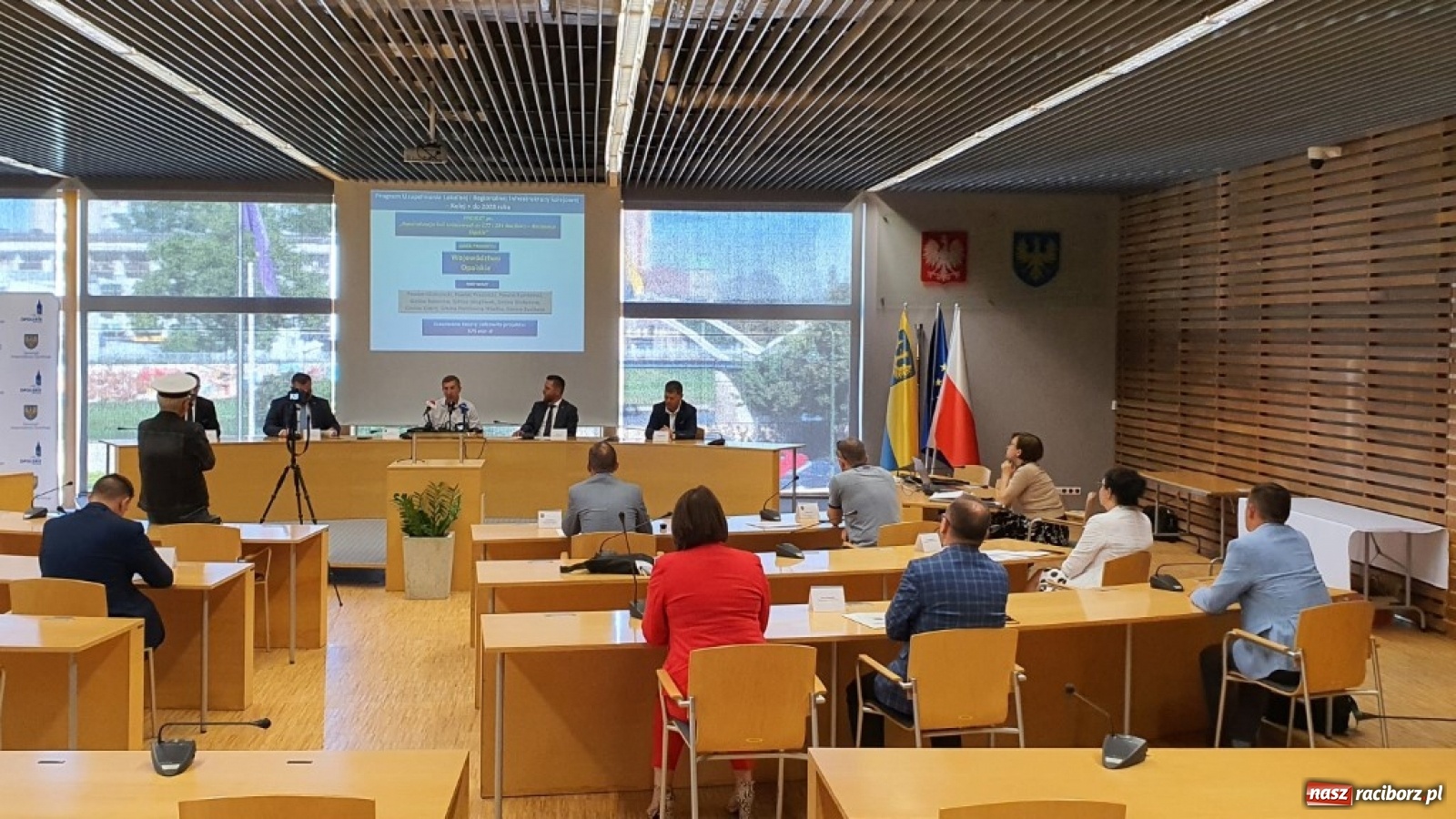 Zdjęcie w galerii na portalu naszraciborz.pl: Koleją z Racławic Śląskich do Raciborza? wiadomości z regionu