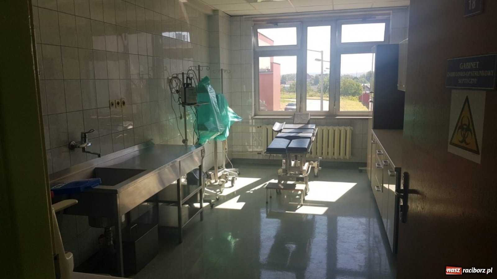 Zdjęcie w galerii na portalu naszraciborz.pl: Komunikat: Trwają przygotowania do uruchomienia hybrydowej działalności szpitala [FOTO] wiadomości z regionu