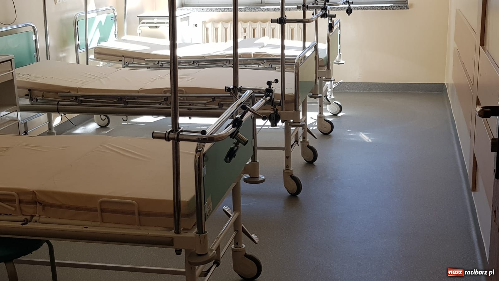 Zdjęcie w galerii na portalu naszraciborz.pl: Komunikat: Trwają przygotowania do uruchomienia hybrydowej działalności szpitala [FOTO] wiadomości z regionu