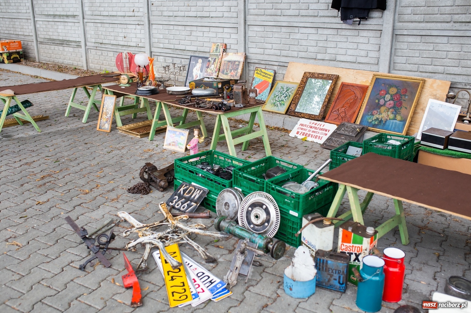Zdjęcie w galerii na portalu naszraciborz.pl: Pogoda nie pomogła handlującym w Pietrowicach Wielkich  wiadomości z regionu