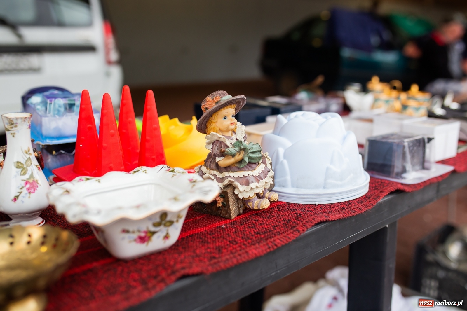 Zdjęcie w galerii na portalu naszraciborz.pl: Pogoda nie pomogła handlującym w Pietrowicach Wielkich  wiadomości z regionu