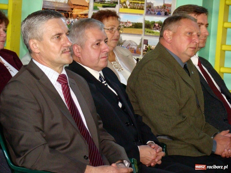 Zdjęcie w galerii na portalu naszraciborz.pl: Nie tylko starosta był pod wrażeniem wiadomości z regionu