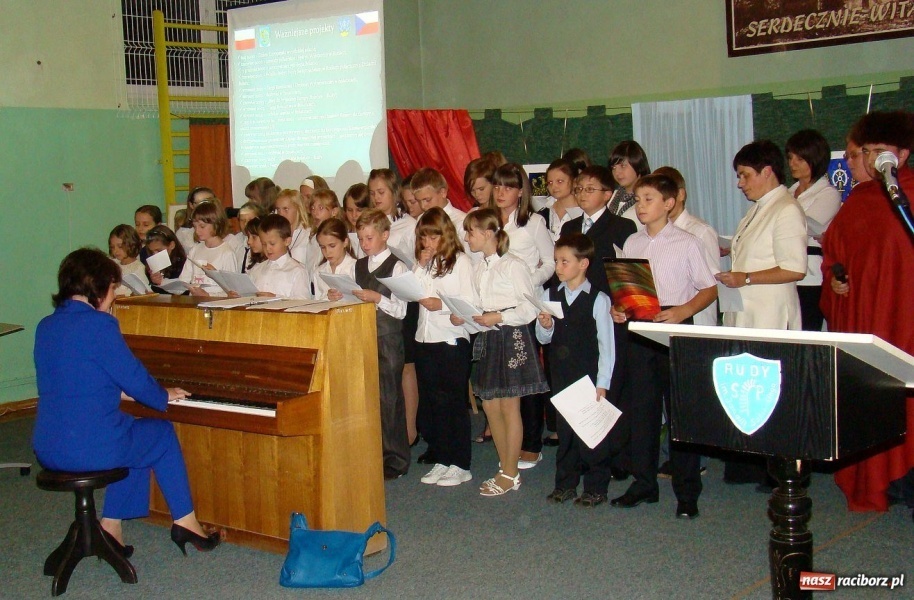 Zdjęcie w galerii na portalu naszraciborz.pl: Nie tylko starosta był pod wrażeniem wiadomości z regionu