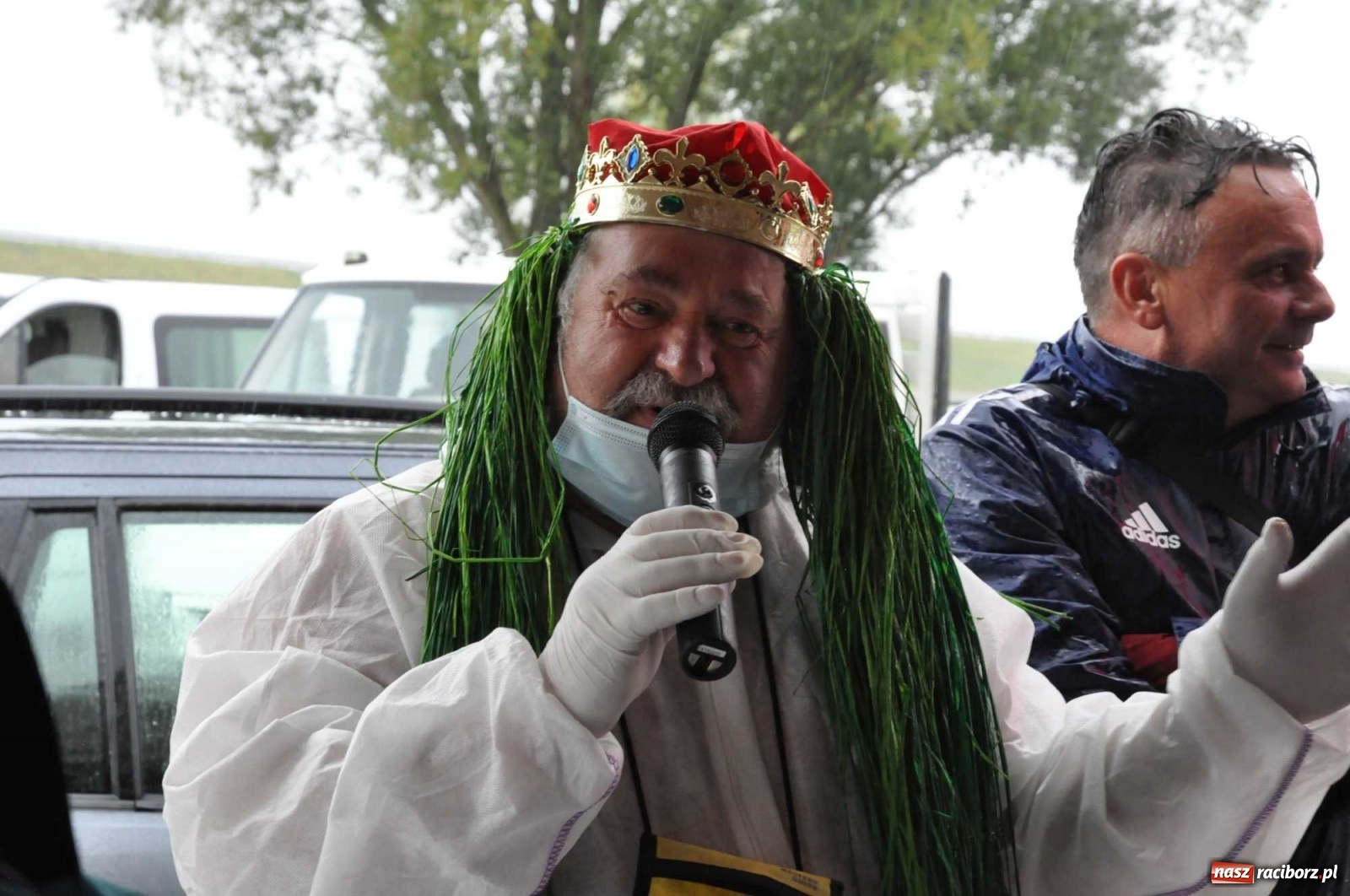 Zdjęcie w galerii na portalu naszraciborz.pl: Grill w polonezie, trumna i koronawirus. Pływadło 2020 [FOTO i WIDEO] wiadomości z regionu