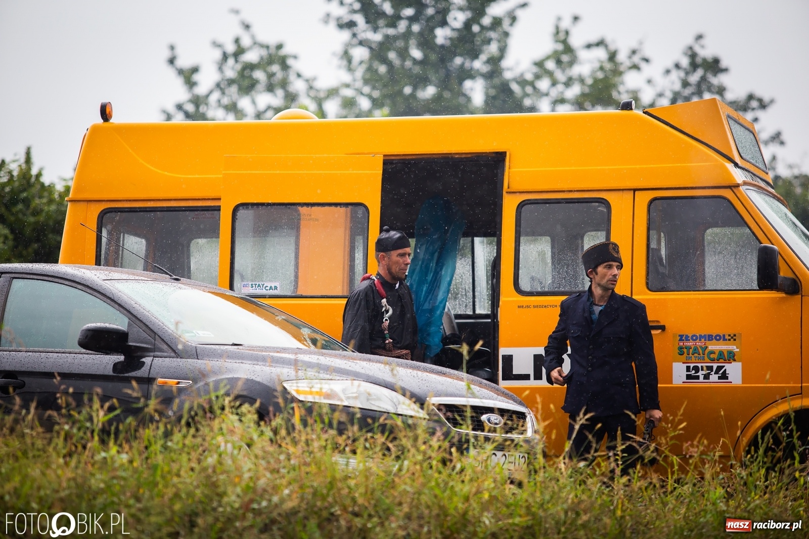 Zdjęcie w galerii na portalu naszraciborz.pl: Grill w polonezie, trumna i koronawirus. Pływadło 2020 [FOTO i WIDEO] wiadomości z regionu