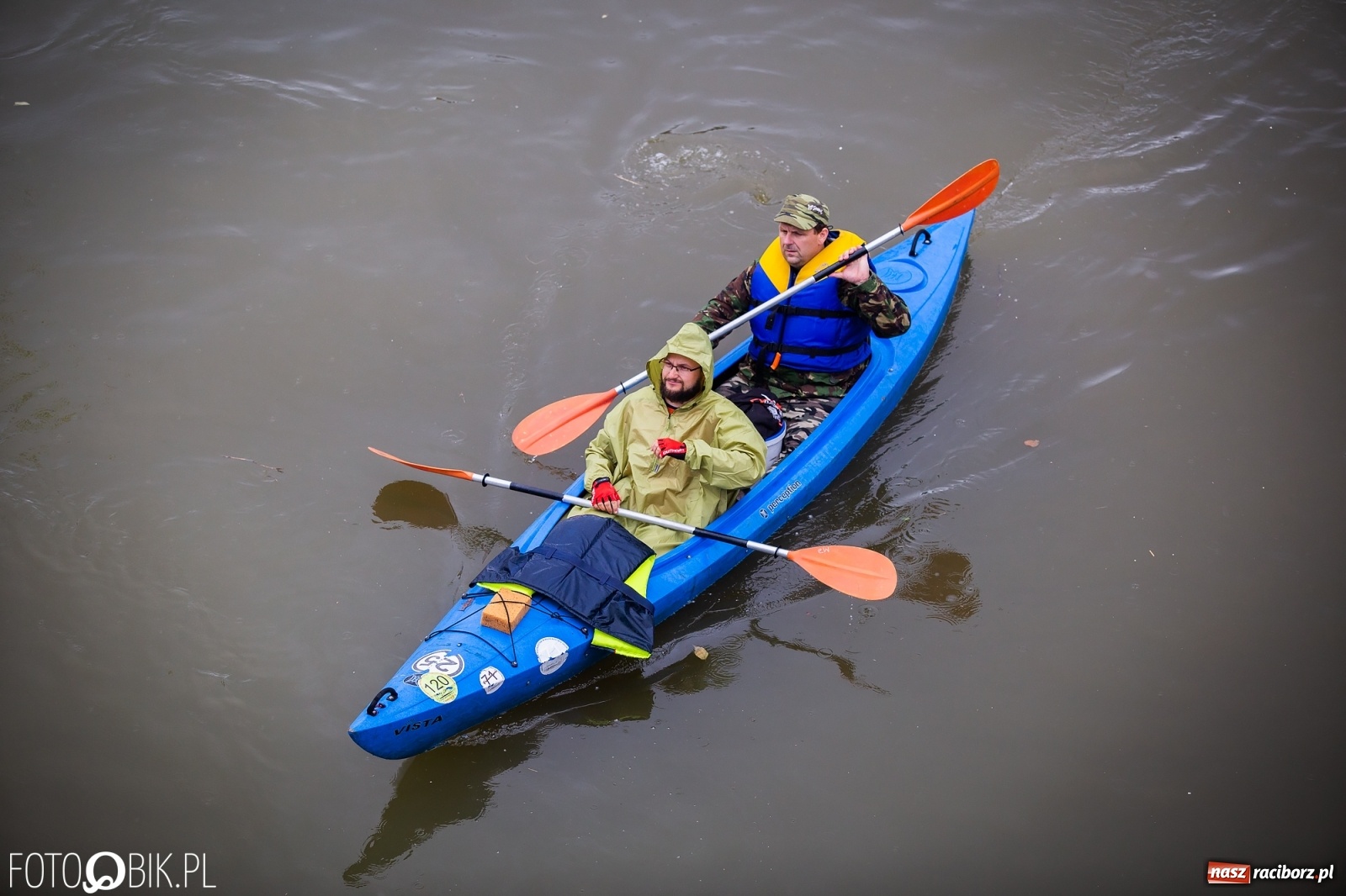 Zdjęcie w galerii na portalu naszraciborz.pl: Grill w polonezie, trumna i koronawirus. Pływadło 2020 [FOTO i WIDEO] wiadomości z regionu