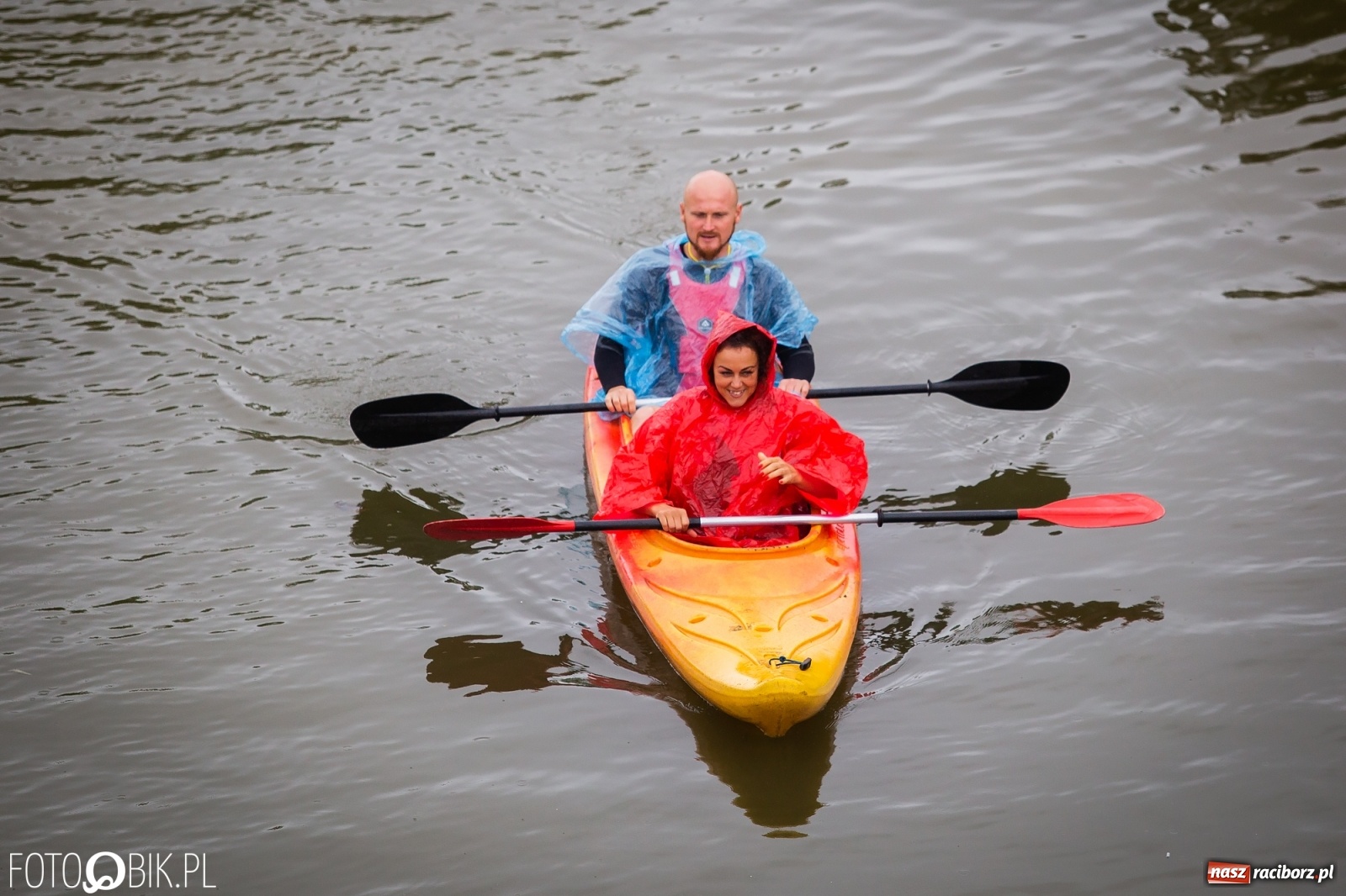 Zdjęcie w galerii na portalu naszraciborz.pl: Grill w polonezie, trumna i koronawirus. Pływadło 2020 [FOTO i WIDEO] wiadomości z regionu