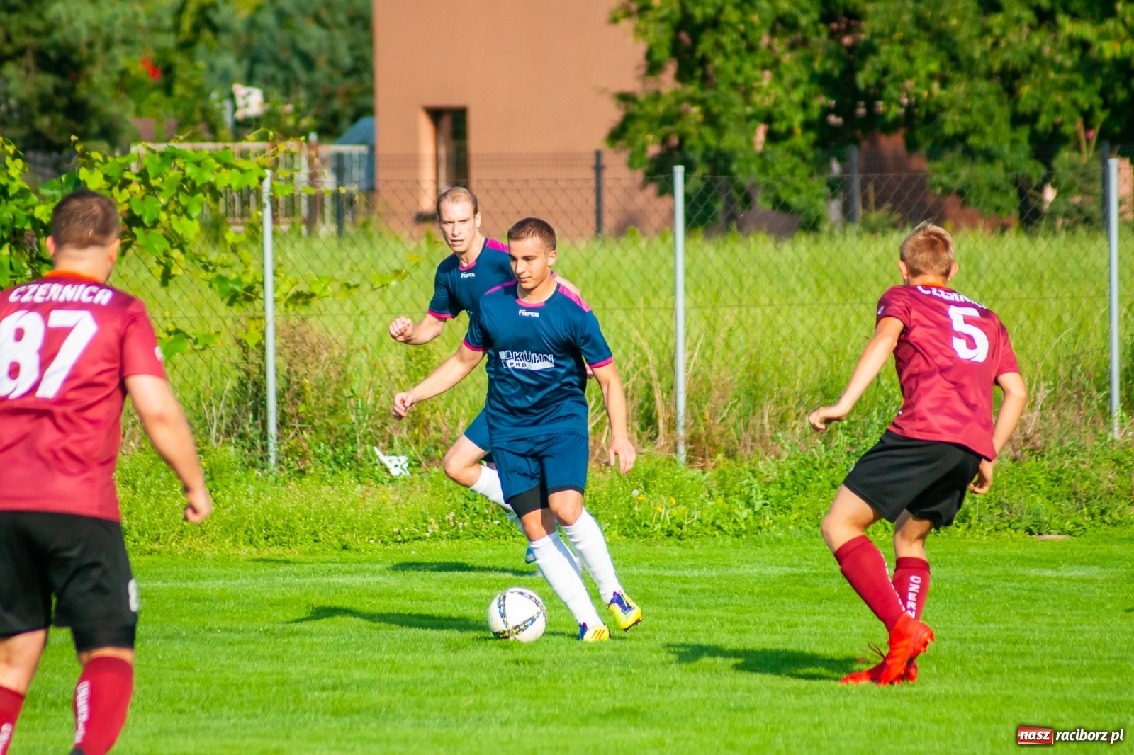 Zdjęcie w galerii na portalu naszraciborz.pl: Klasa okręgowa. Wymęczony remis Krzyżanowic [FOTO i WIDEO] wiadomości z regionu