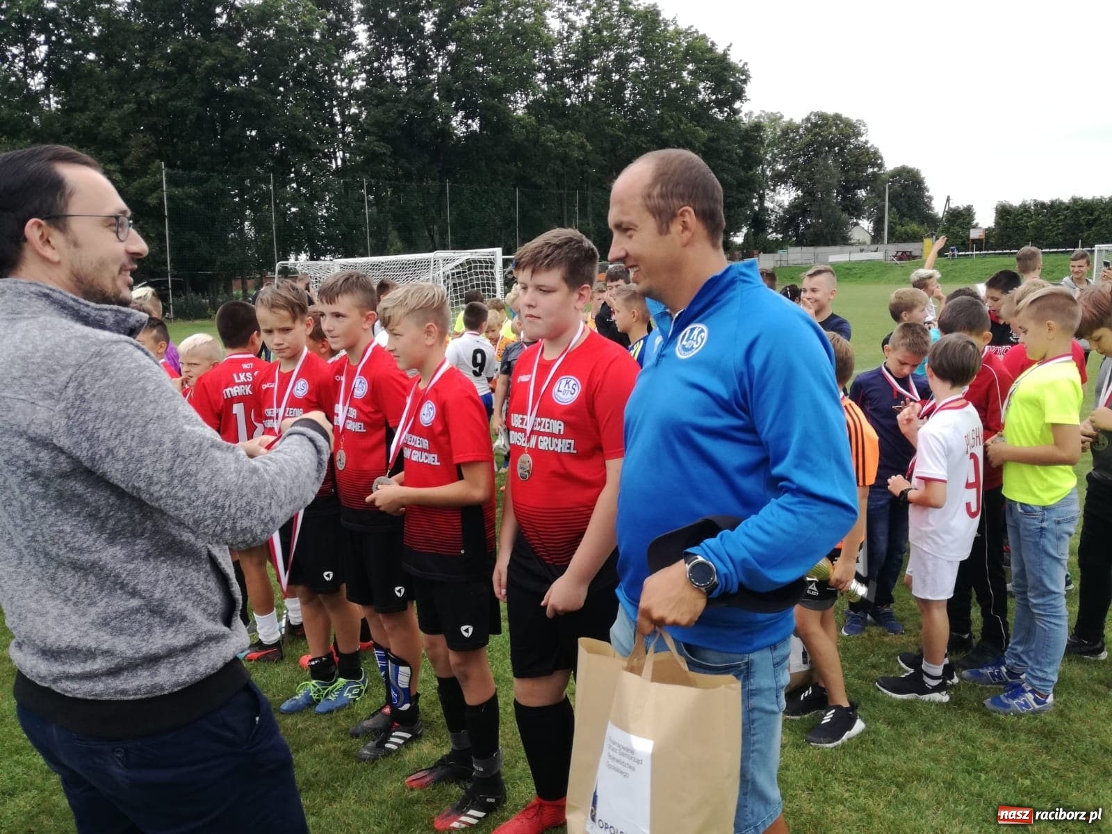 Zdjęcie w galerii na portalu naszraciborz.pl: Młodziki LKS Markowice wicemistrzami Europy wiadomości z regionu