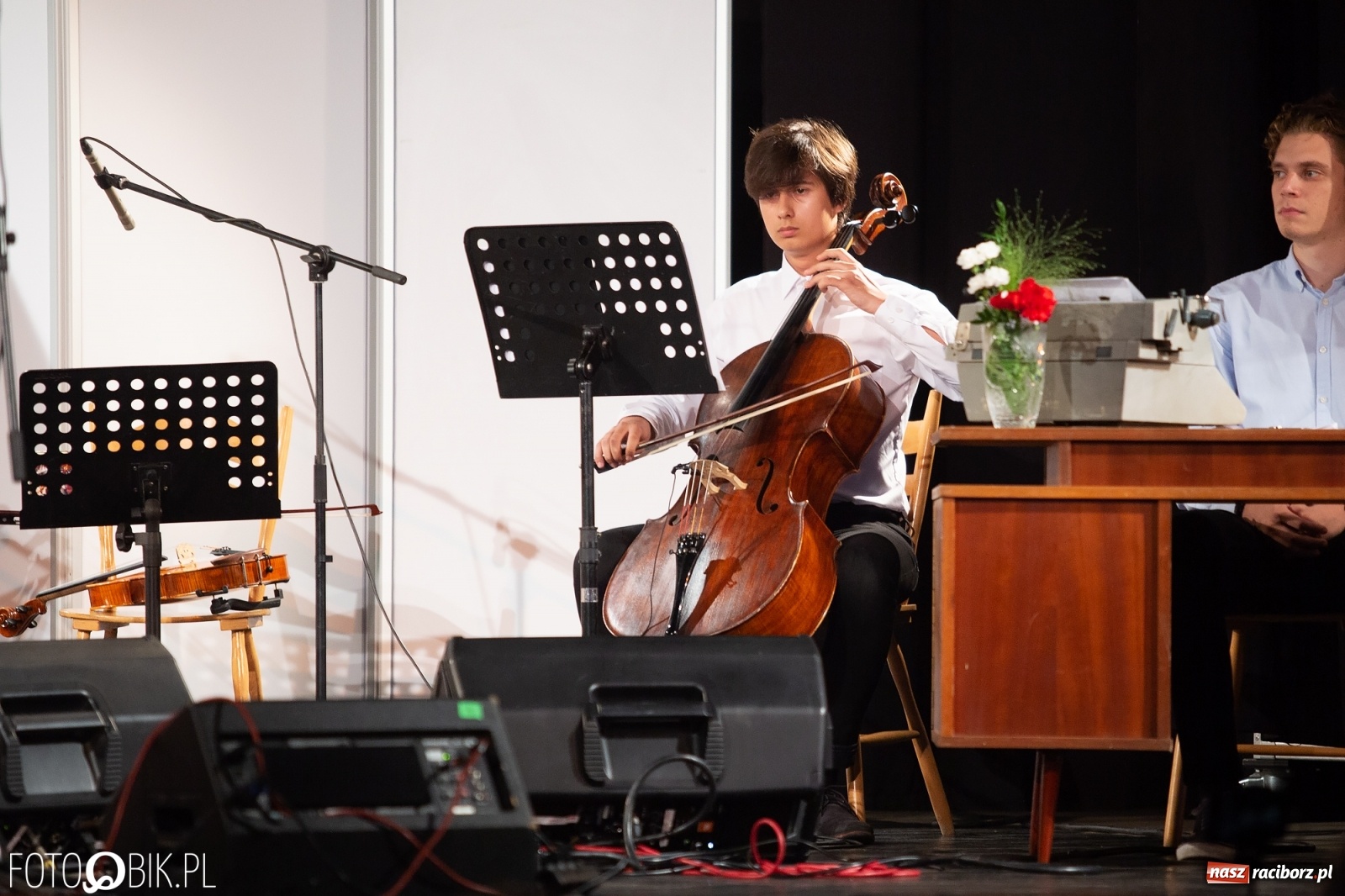 Zdjęcie w galerii na portalu naszraciborz.pl: Wyjątkowy koncert z okazji 40-lecia Solidarności wiadomości z regionu