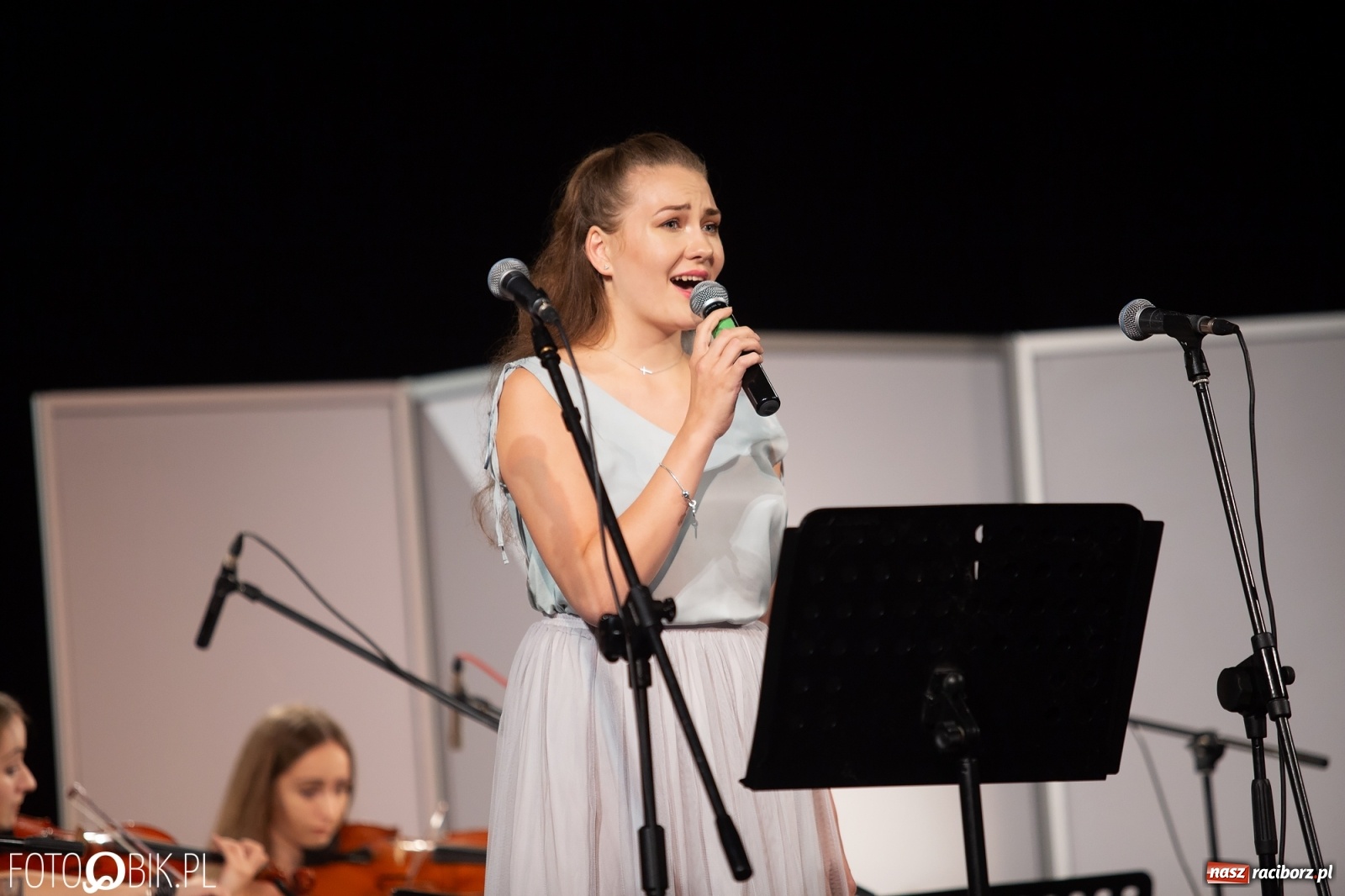 Zdjęcie w galerii na portalu naszraciborz.pl: Wyjątkowy koncert z okazji 40-lecia Solidarności wiadomości z regionu