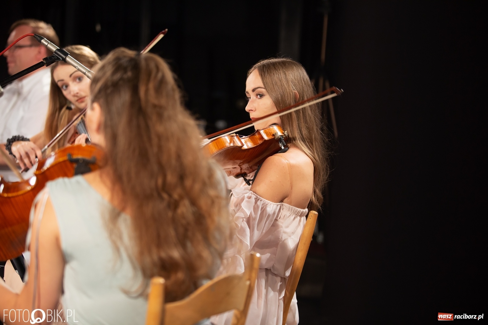 Zdjęcie w galerii na portalu naszraciborz.pl: Wyjątkowy koncert z okazji 40-lecia Solidarności wiadomości z regionu