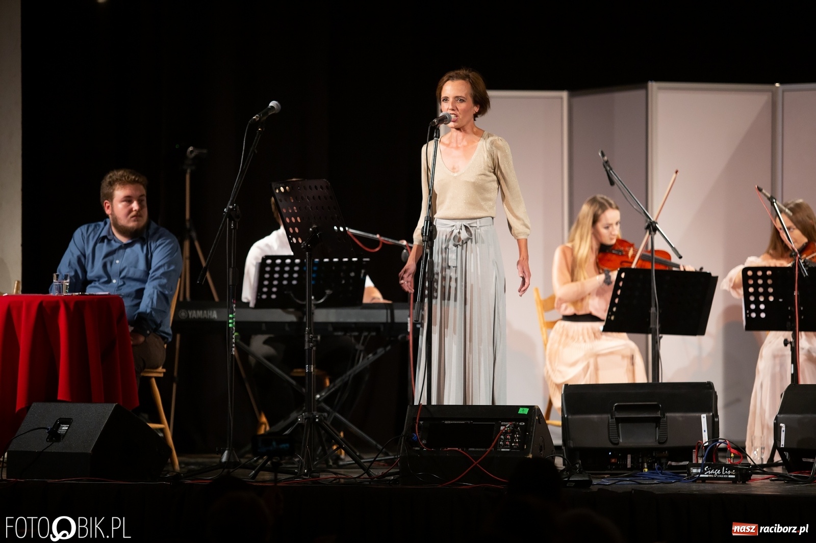 Zdjęcie w galerii na portalu naszraciborz.pl: Wyjątkowy koncert z okazji 40-lecia Solidarności wiadomości z regionu