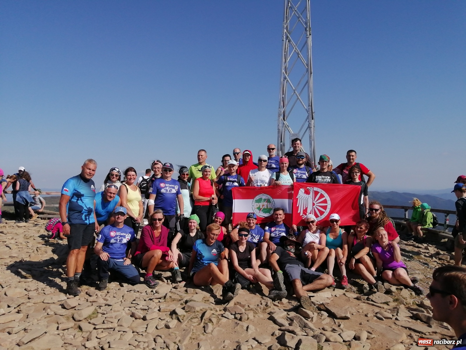 Zdjęcie w galerii na portalu naszraciborz.pl: Raciborzanie na IX wyprawie po szczytach Korony Gór Polskich wiadomości z regionu