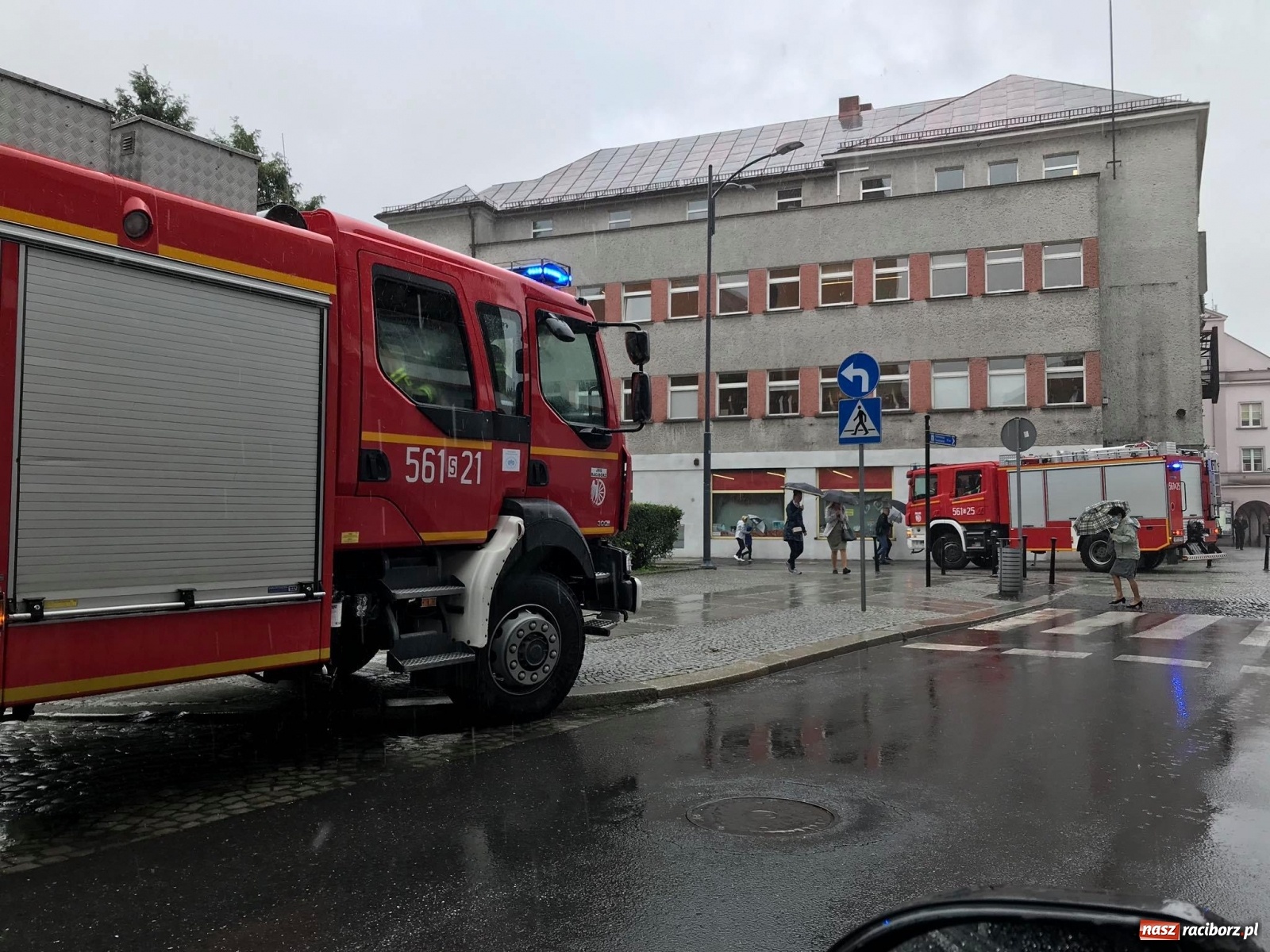 Zdjęcie w galerii na portalu naszraciborz.pl: Kolejne zgłoszenie o gazie bojowym. Tym razem z Rynku wiadomości z regionu