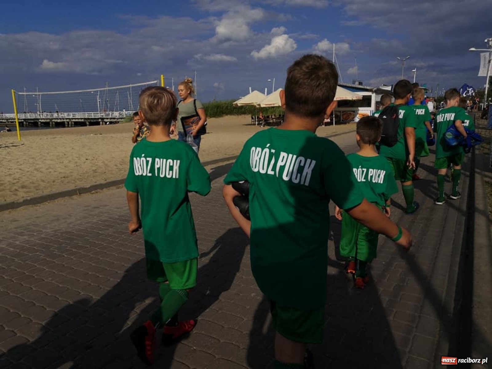 Zdjęcie w galerii na portalu naszraciborz.pl: Grupy młodzieżowe LKS Tworków na obozie piłkarskim w Pucku [FOTO] wiadomości z regionu