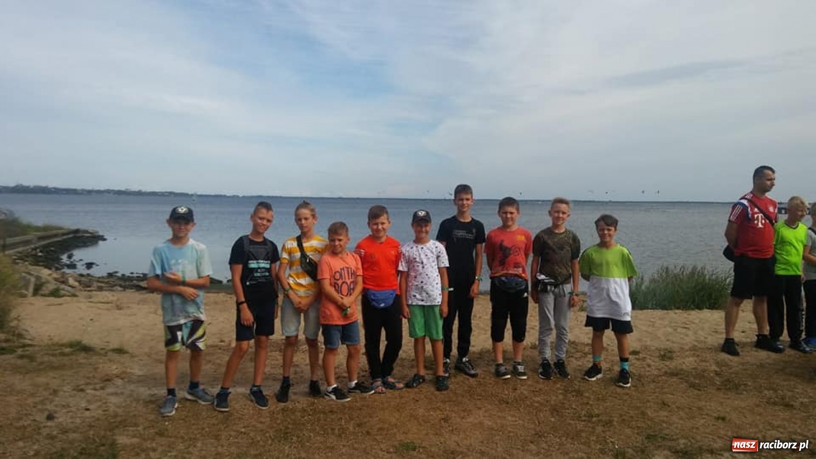 Zdjęcie w galerii na portalu naszraciborz.pl: Grupy młodzieżowe LKS Tworków na obozie piłkarskim w Pucku [FOTO] wiadomości z regionu