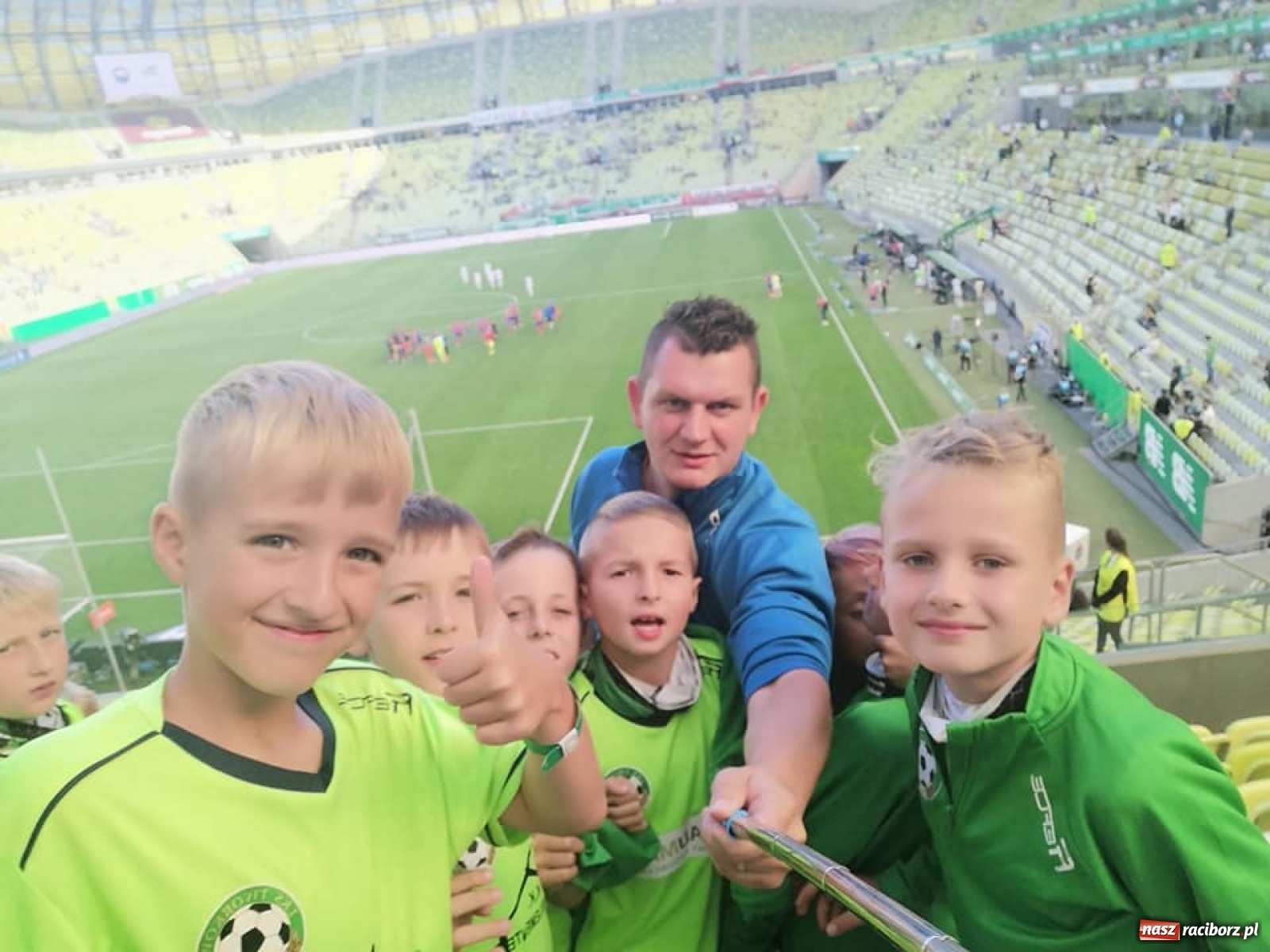 Zdjęcie w galerii na portalu naszraciborz.pl: Grupy młodzieżowe LKS Tworków na obozie piłkarskim w Pucku [FOTO] wiadomości z regionu