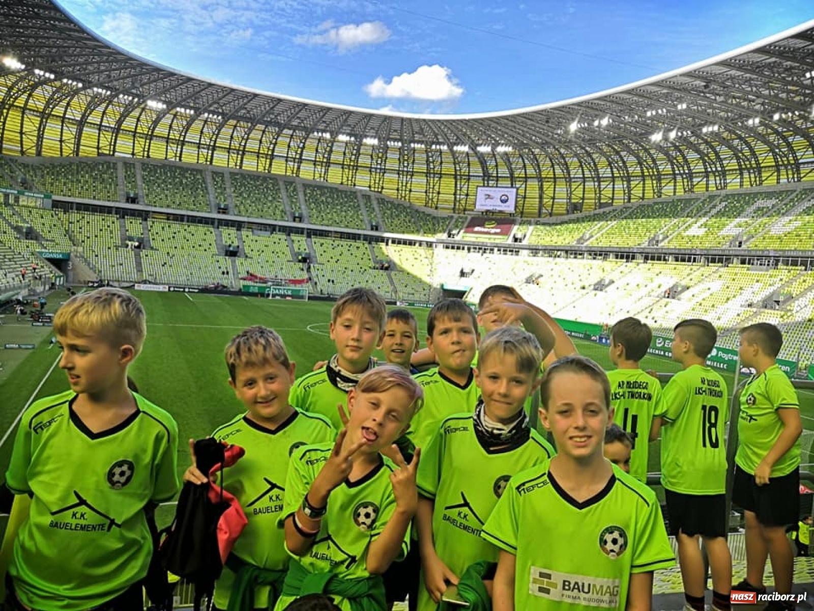 Zdjęcie w galerii na portalu naszraciborz.pl: Grupy młodzieżowe LKS Tworków na obozie piłkarskim w Pucku [FOTO] wiadomości z regionu