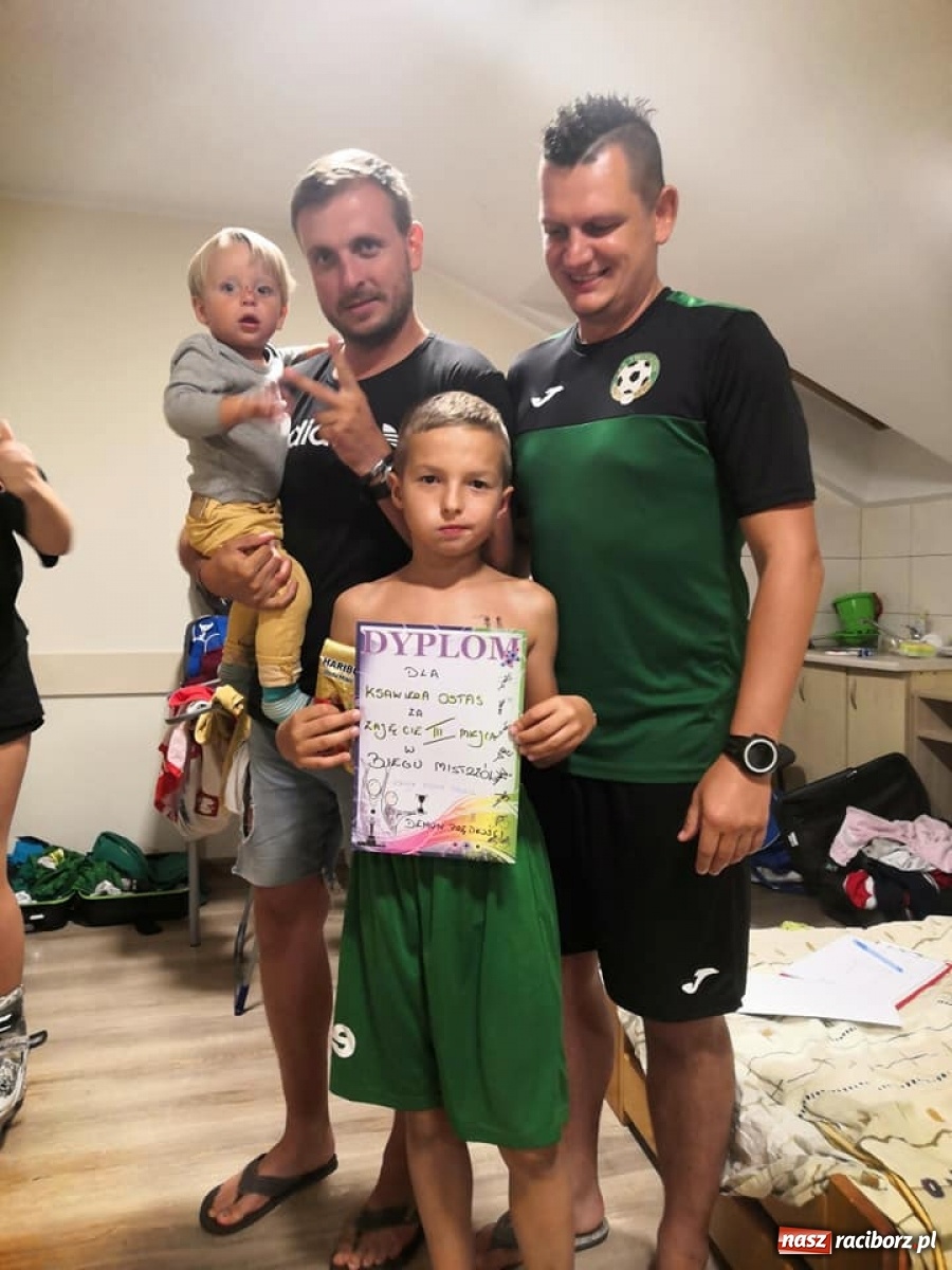 Zdjęcie w galerii na portalu naszraciborz.pl: Grupy młodzieżowe LKS Tworków na obozie piłkarskim w Pucku [FOTO] wiadomości z regionu