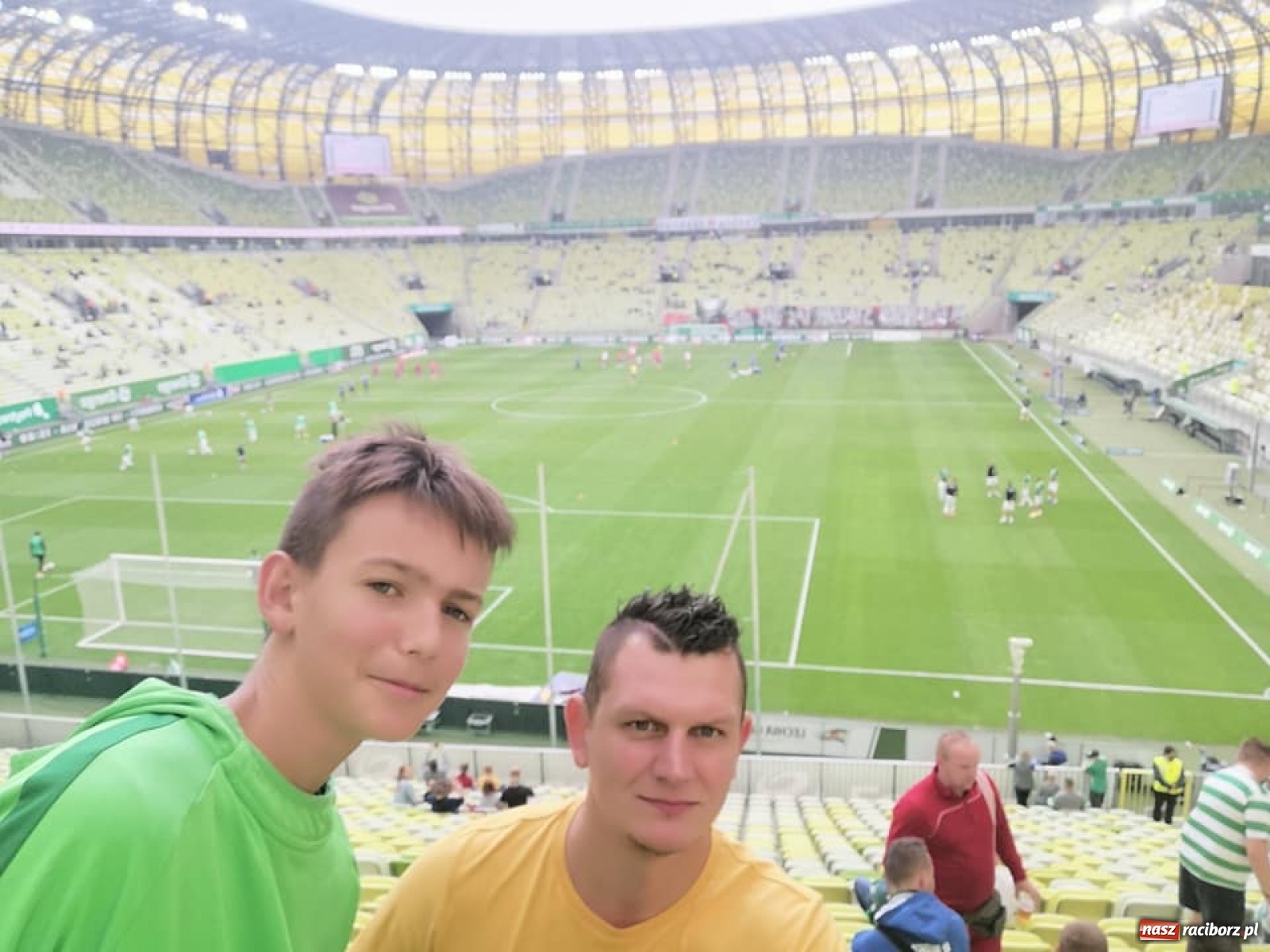 Zdjęcie w galerii na portalu naszraciborz.pl: Grupy młodzieżowe LKS Tworków na obozie piłkarskim w Pucku [FOTO] wiadomości z regionu