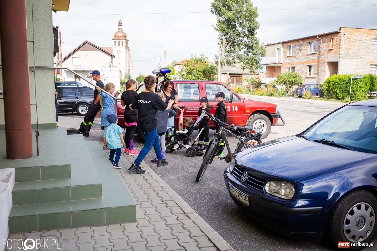 Zdjęcie w galerii na portalu naszraciborz.pl: W remizie OSP Zawada Książęca zaparkowało dziś nowiutkie volvo [FOTO i WIDEO] wiadomości z regionu