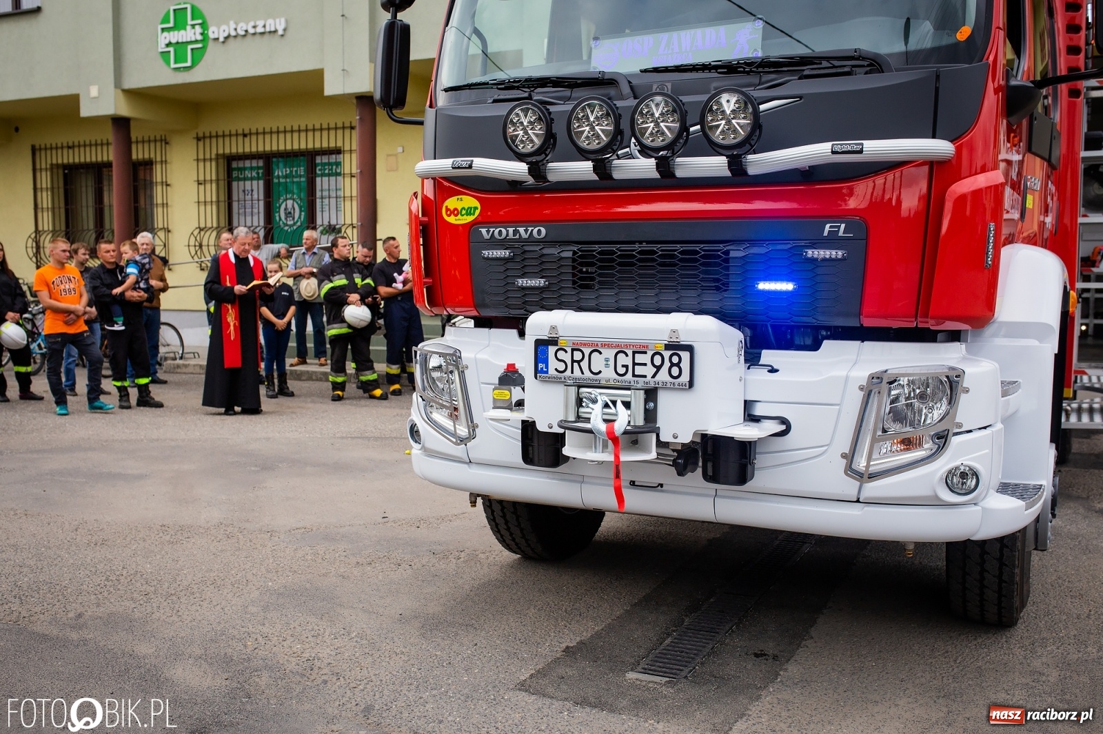 Zdjęcie w galerii na portalu naszraciborz.pl: W remizie OSP Zawada Książęca zaparkowało dziś nowiutkie volvo [FOTO i WIDEO] wiadomości z regionu