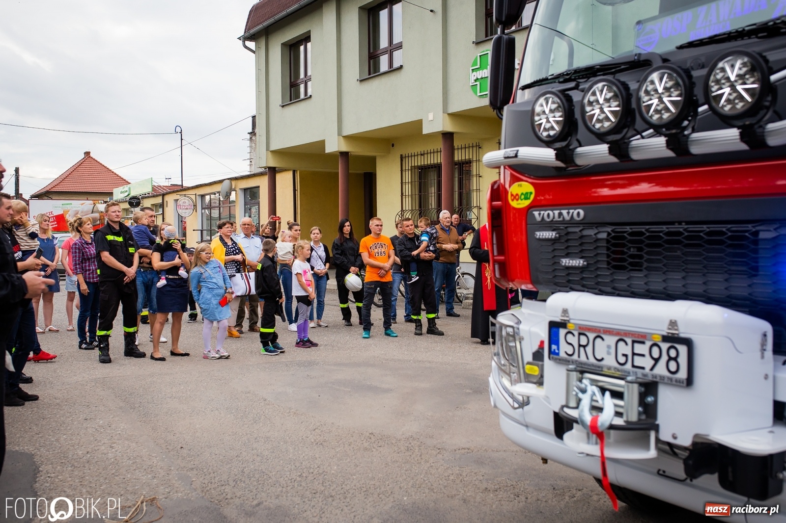 Zdjęcie w galerii na portalu naszraciborz.pl: W remizie OSP Zawada Książęca zaparkowało dziś nowiutkie volvo [FOTO i WIDEO] wiadomości z regionu