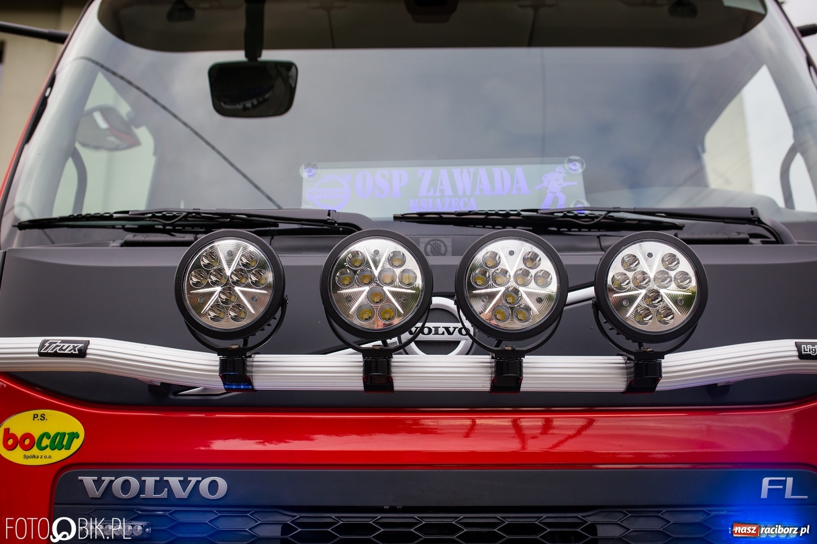 Zdjęcie w galerii na portalu naszraciborz.pl: W remizie OSP Zawada Książęca zaparkowało dziś nowiutkie volvo [FOTO i WIDEO] wiadomości z regionu