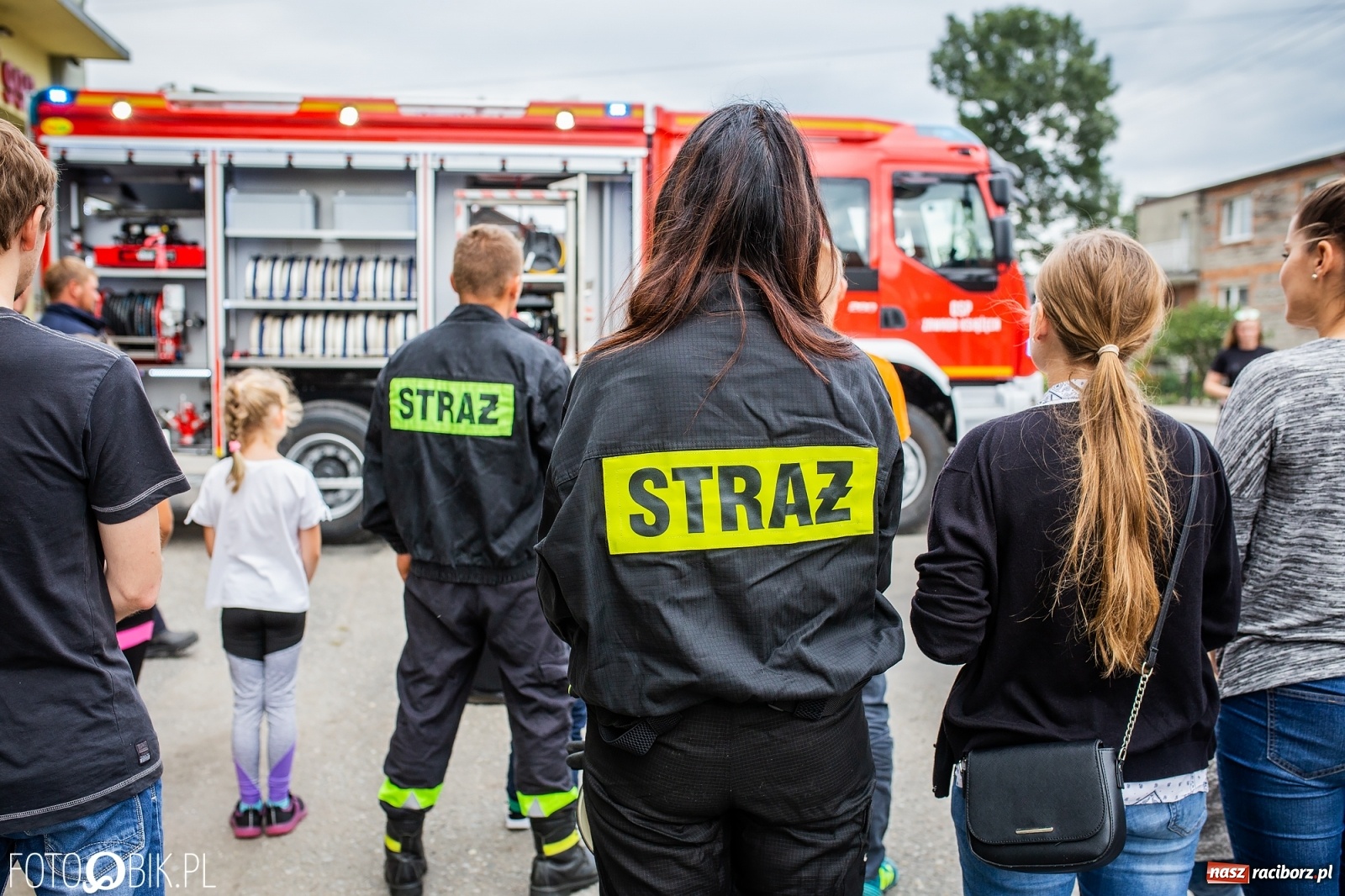 Zdjęcie w galerii na portalu naszraciborz.pl: W remizie OSP Zawada Książęca zaparkowało dziś nowiutkie volvo [FOTO i WIDEO] wiadomości z regionu