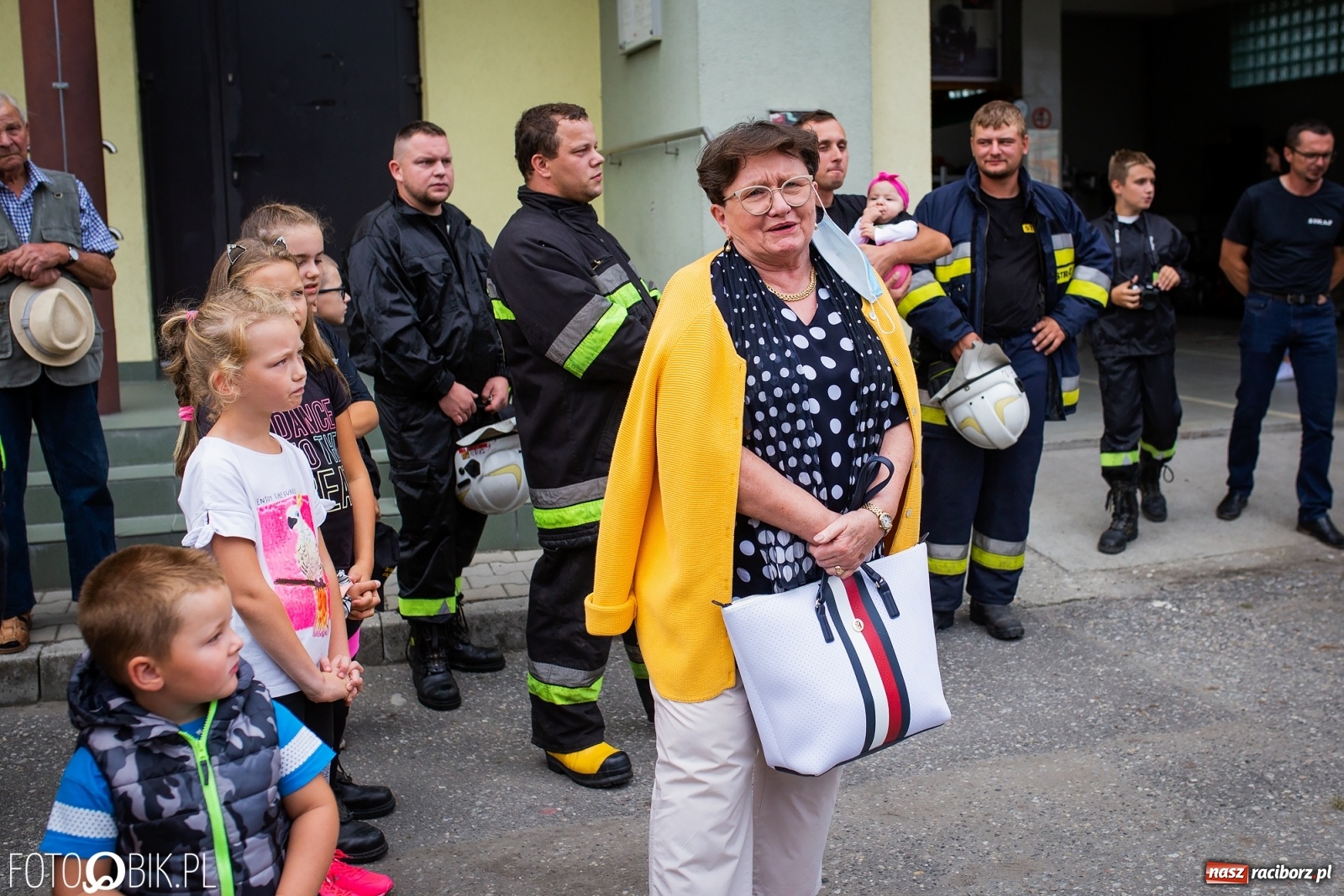 Zdjęcie w galerii na portalu naszraciborz.pl: W remizie OSP Zawada Książęca zaparkowało dziś nowiutkie volvo [FOTO i WIDEO] wiadomości z regionu