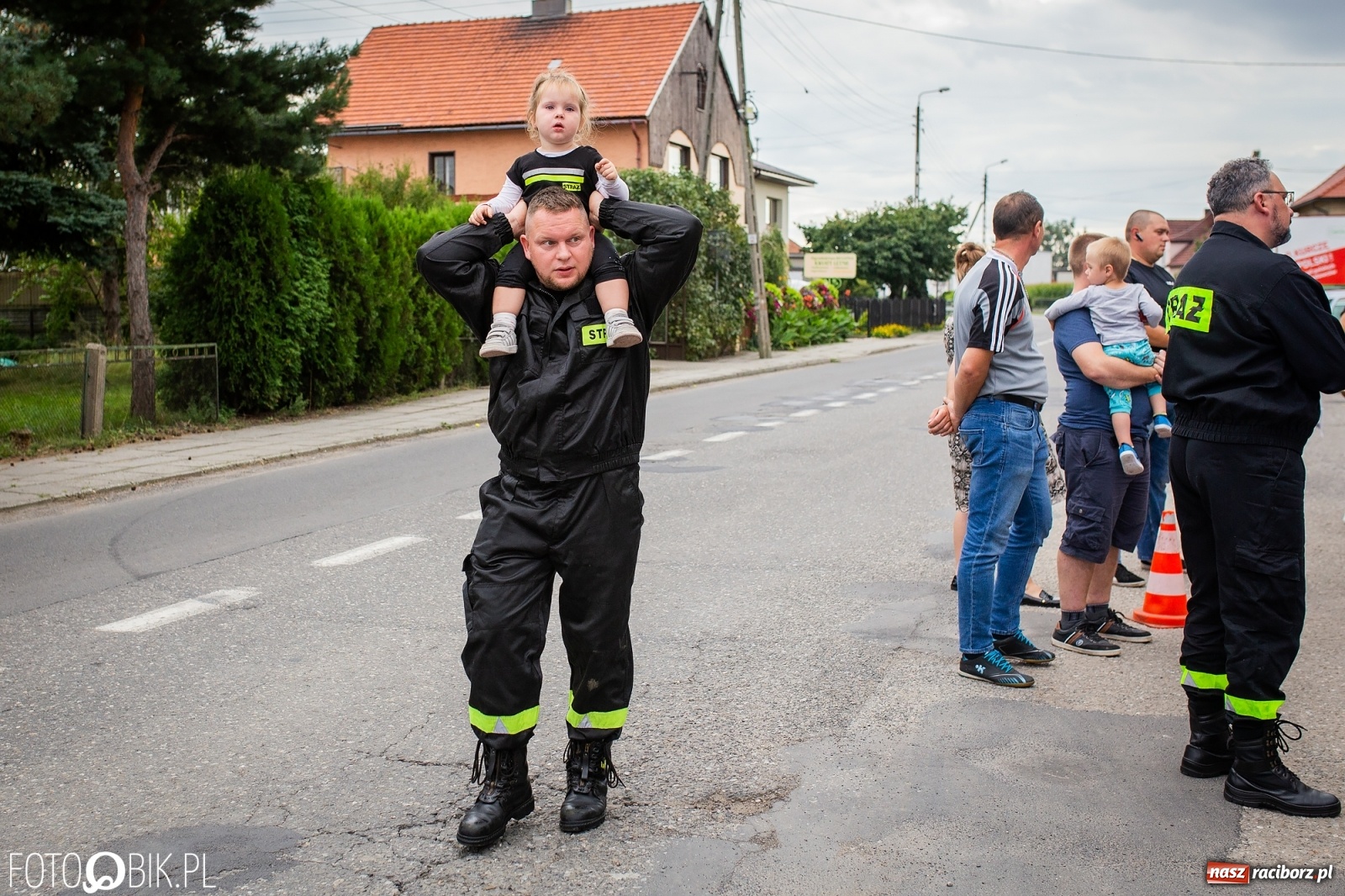 Zdjęcie w galerii na portalu naszraciborz.pl: W remizie OSP Zawada Książęca zaparkowało dziś nowiutkie volvo [FOTO i WIDEO] wiadomości z regionu
