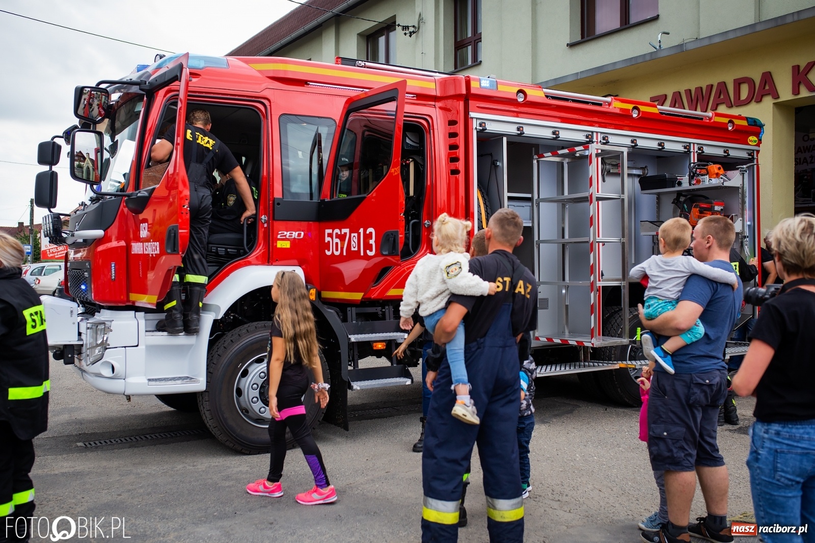 Zdjęcie w galerii na portalu naszraciborz.pl: W remizie OSP Zawada Książęca zaparkowało dziś nowiutkie volvo [FOTO i WIDEO] wiadomości z regionu