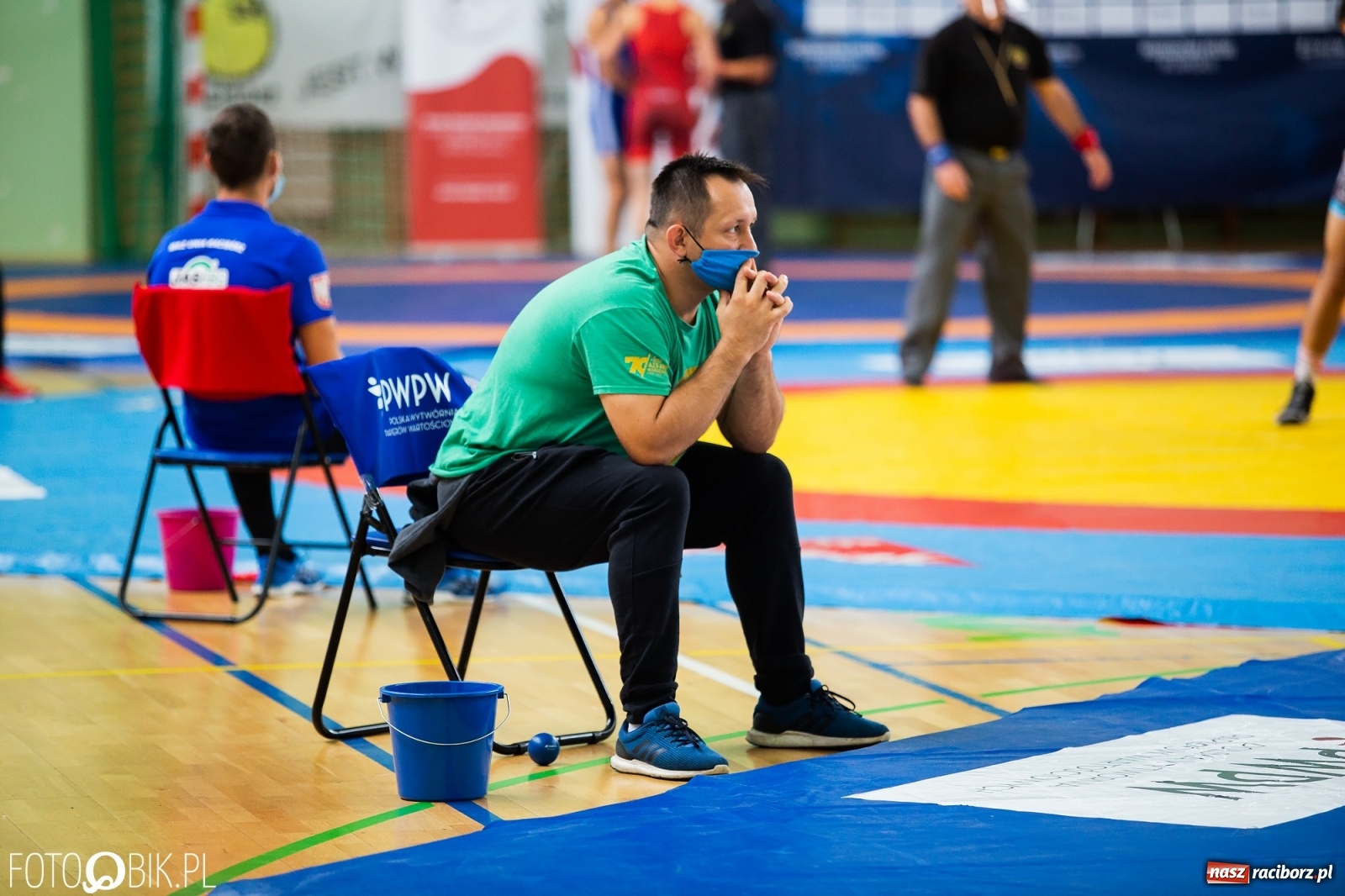 Zdjęcie w galerii na portalu naszraciborz.pl: W Arenie Rafako trwają Mistrzostwa Polski Juniorów w Zapasach  wiadomości z regionu