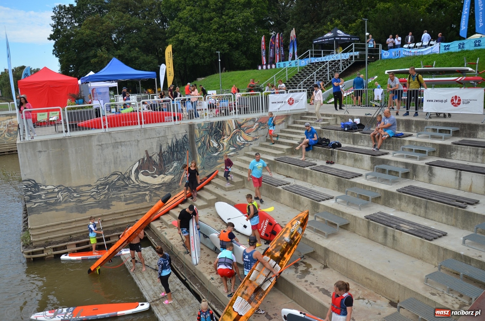 Zdjęcie w galerii na portalu naszraciborz.pl: ODRA SUP CUP - regaty na desce w Raciborzu  wiadomości z regionu