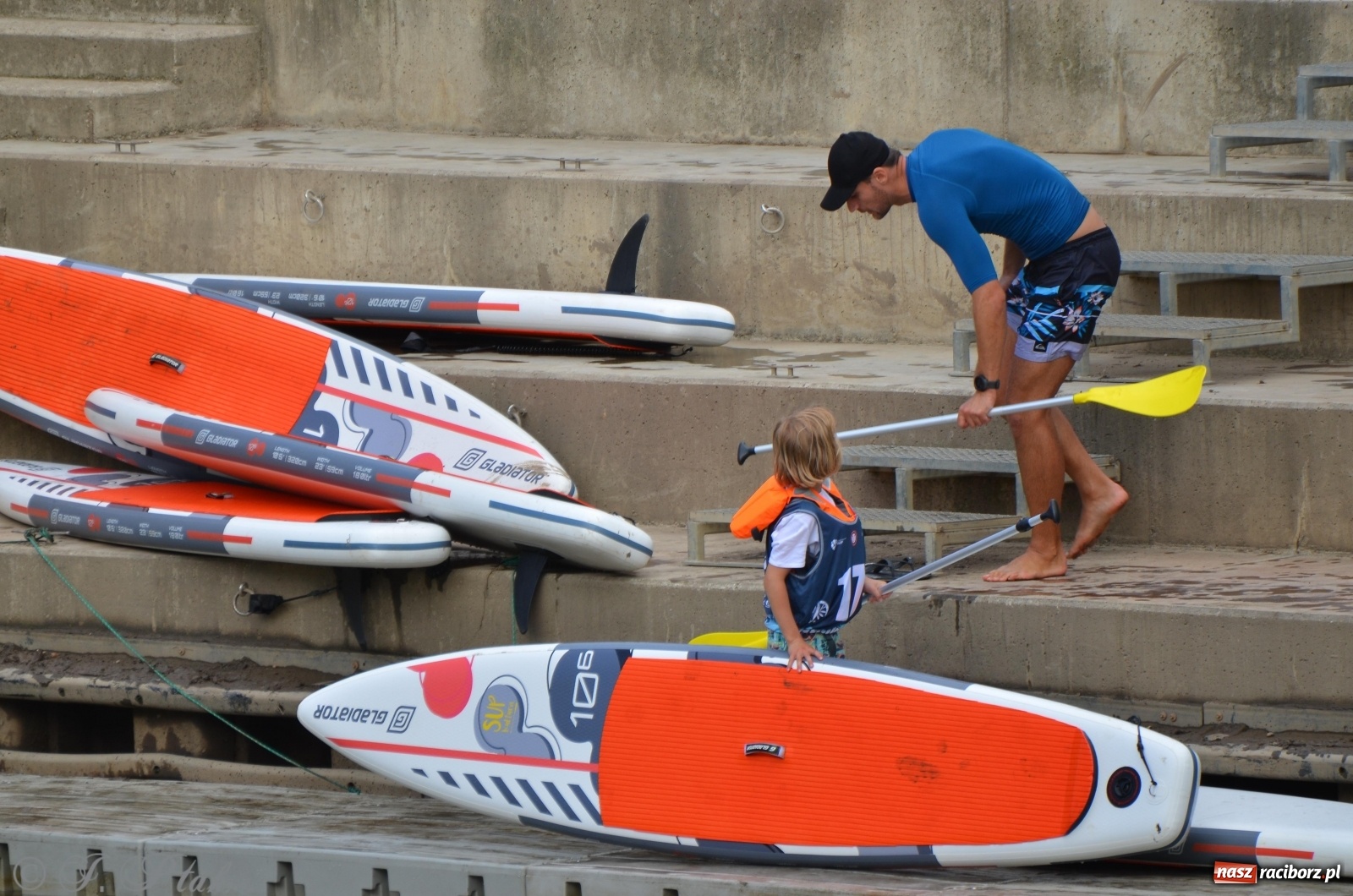 Zdjęcie w galerii na portalu naszraciborz.pl: ODRA SUP CUP - regaty na desce w Raciborzu  wiadomości z regionu