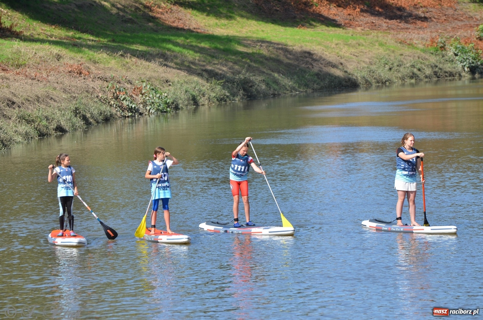 Zdjęcie w galerii na portalu naszraciborz.pl: ODRA SUP CUP - regaty na desce w Raciborzu  wiadomości z regionu