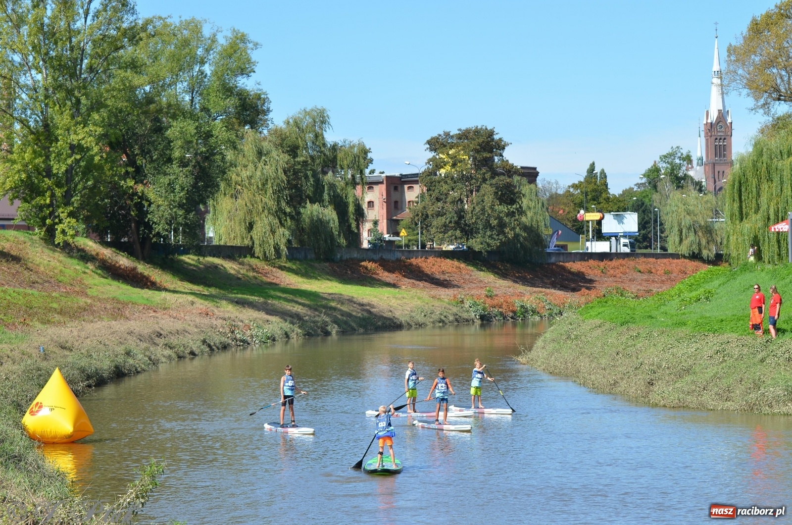 Zdjęcie w galerii na portalu naszraciborz.pl: ODRA SUP CUP - regaty na desce w Raciborzu  wiadomości z regionu