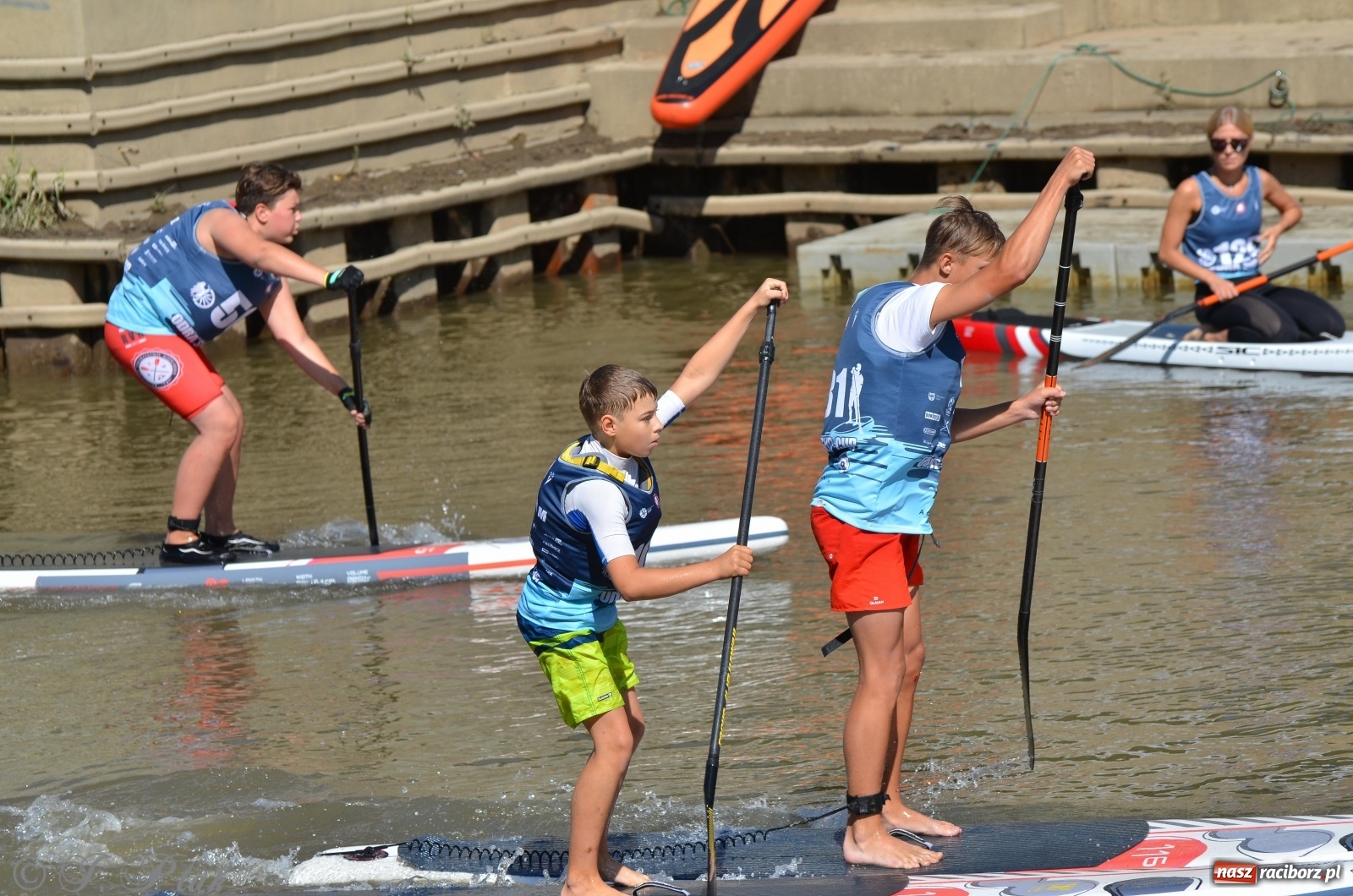 Zdjęcie w galerii na portalu naszraciborz.pl: ODRA SUP CUP - regaty na desce w Raciborzu  wiadomości z regionu