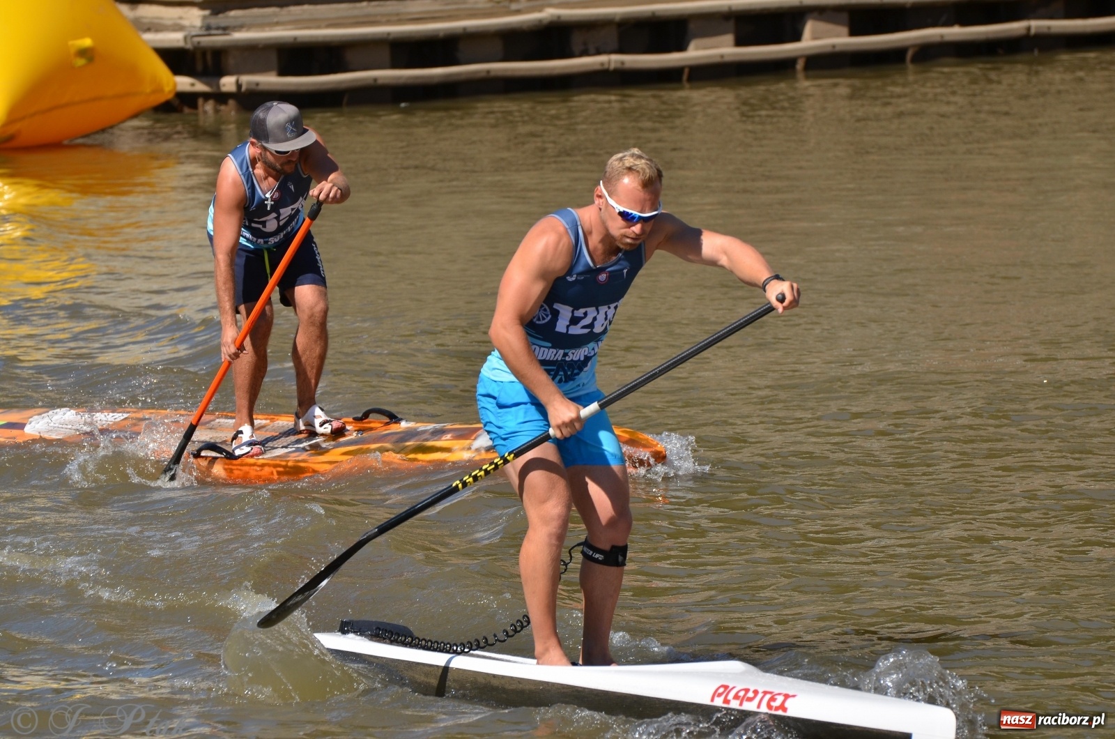 Zdjęcie w galerii na portalu naszraciborz.pl: ODRA SUP CUP - regaty na desce w Raciborzu  wiadomości z regionu